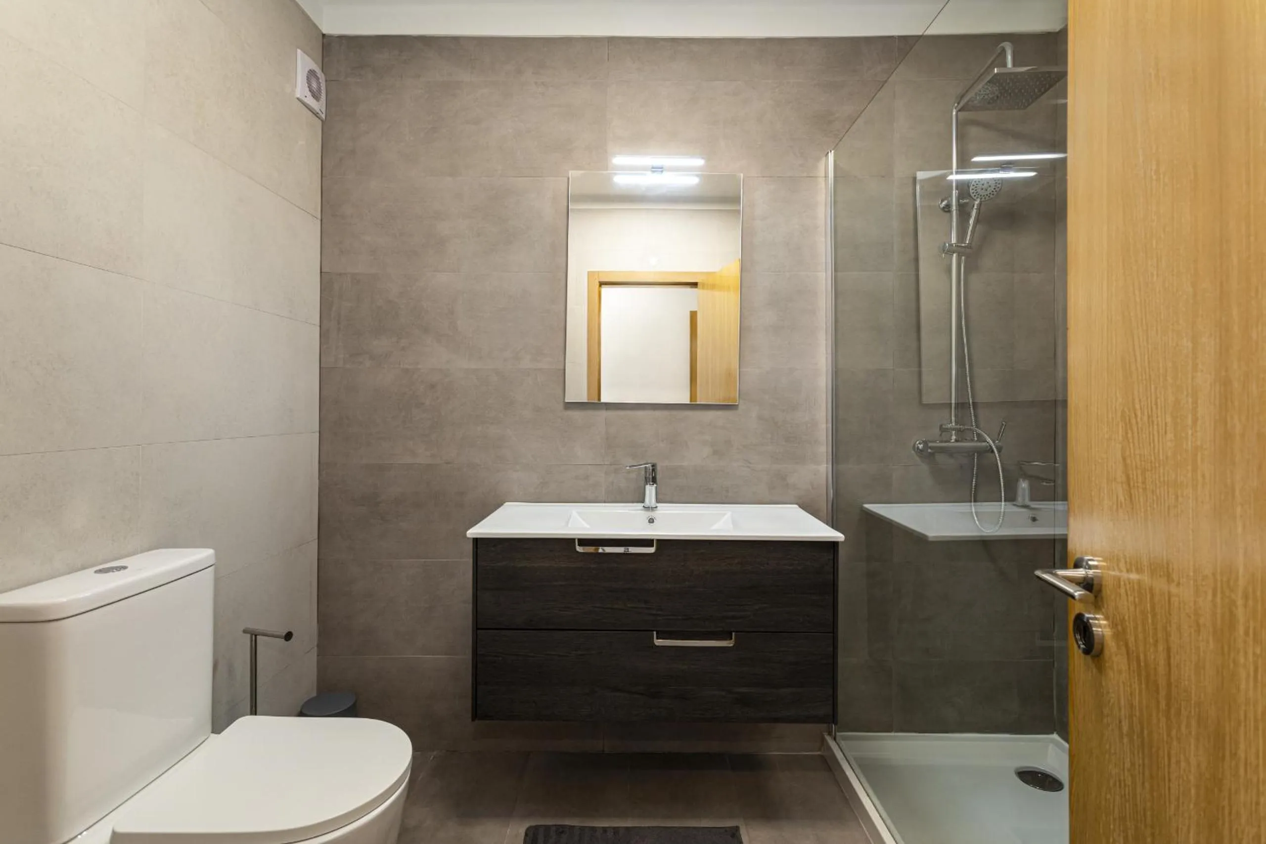 Bathroom in Miral 2 - Beach front apartment with pool