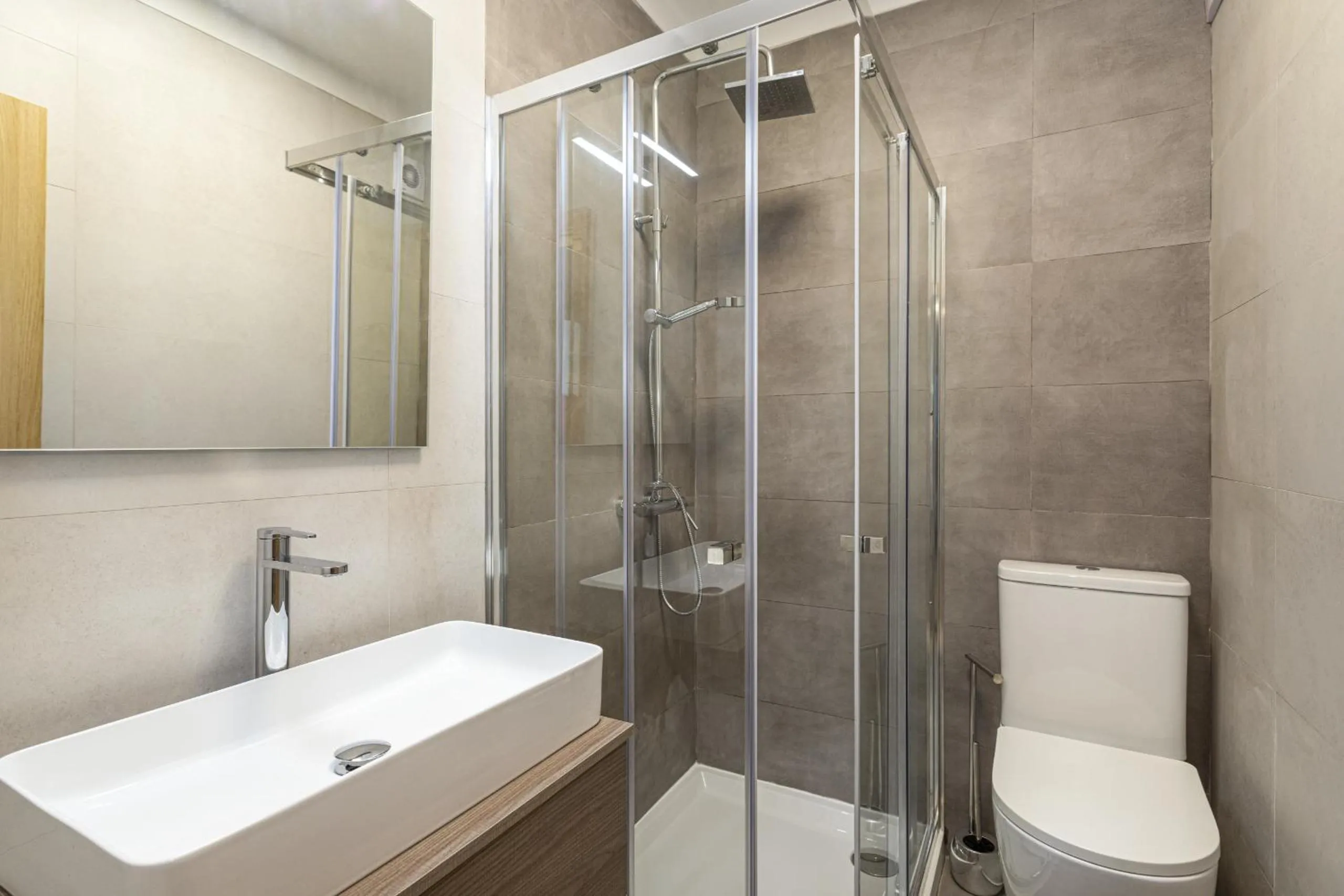 Bathroom in Miral 2 - Beach front apartment with pool
