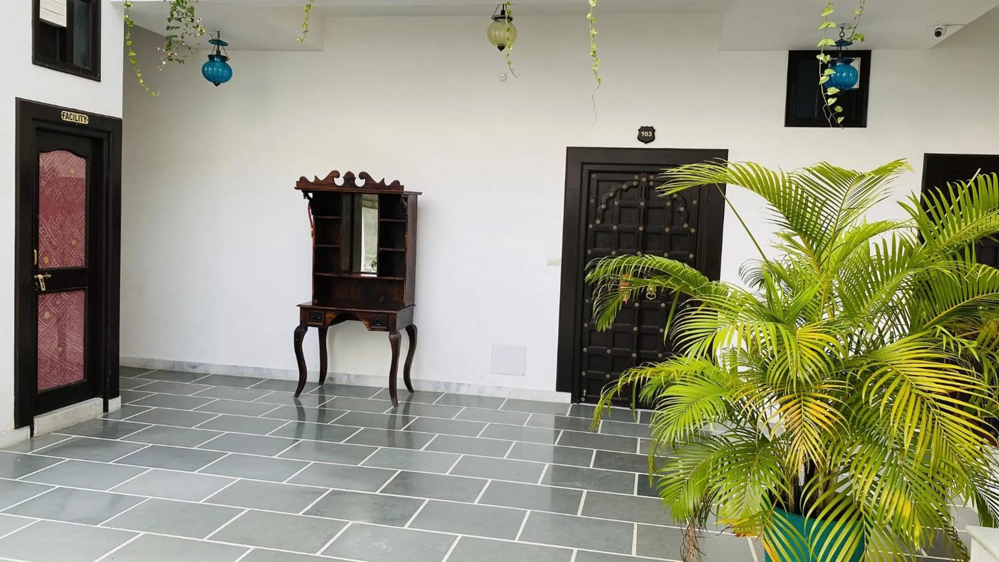 Inner courtyard view in Kotra Haveli A Boutique Hotel by Lake Pichola