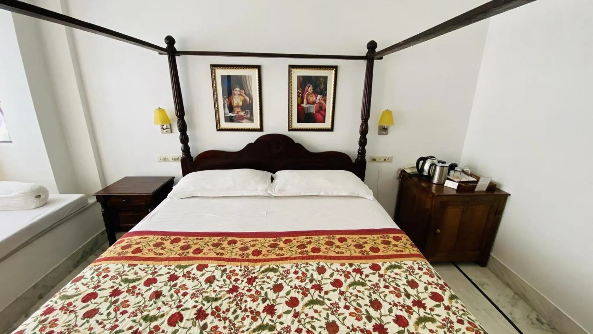 Bedroom, Bed in Kotra Haveli A Boutique Hotel by Lake Pichola