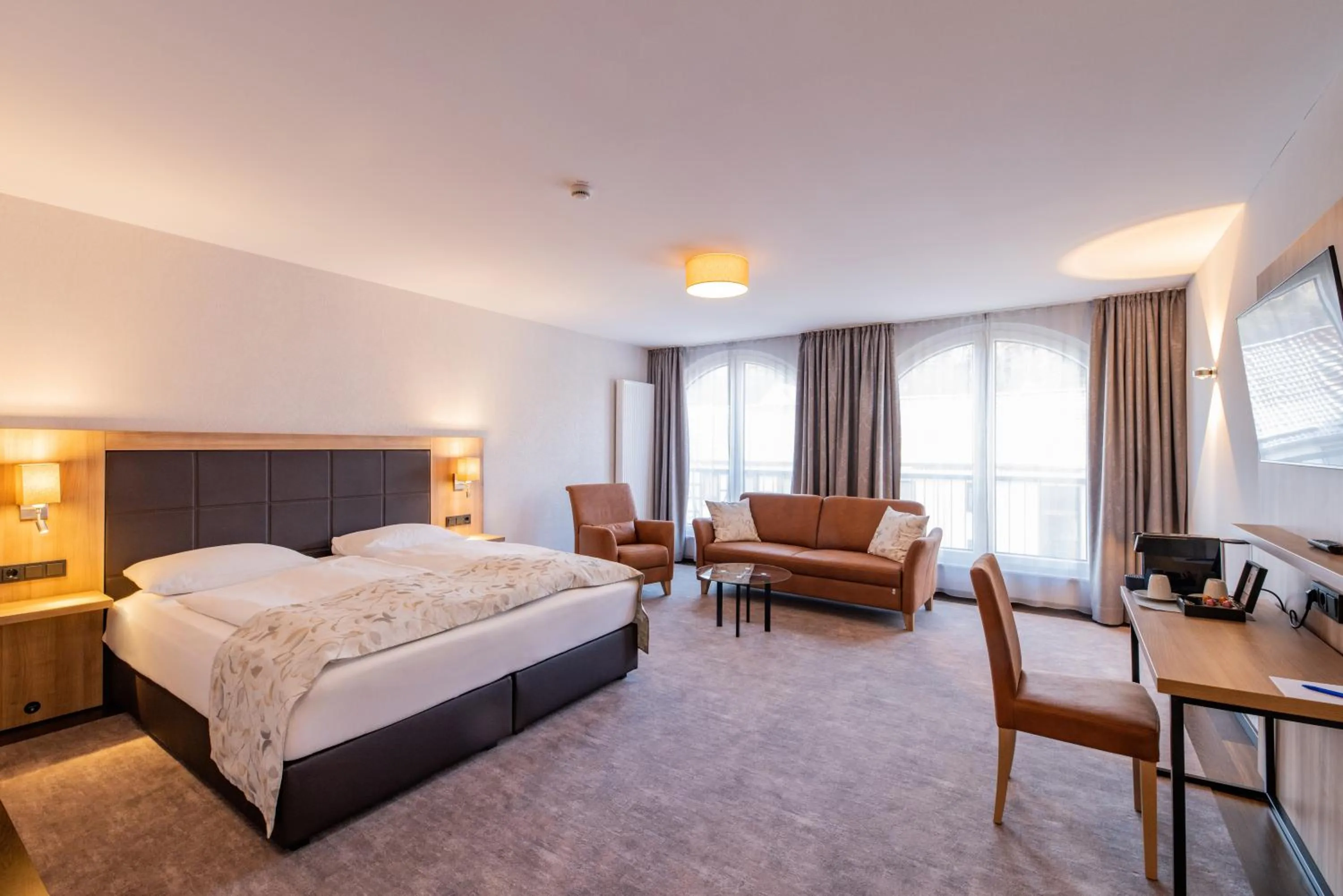 Bathroom, Bed in Göbel´s Vital Hotel Bad Sachsa