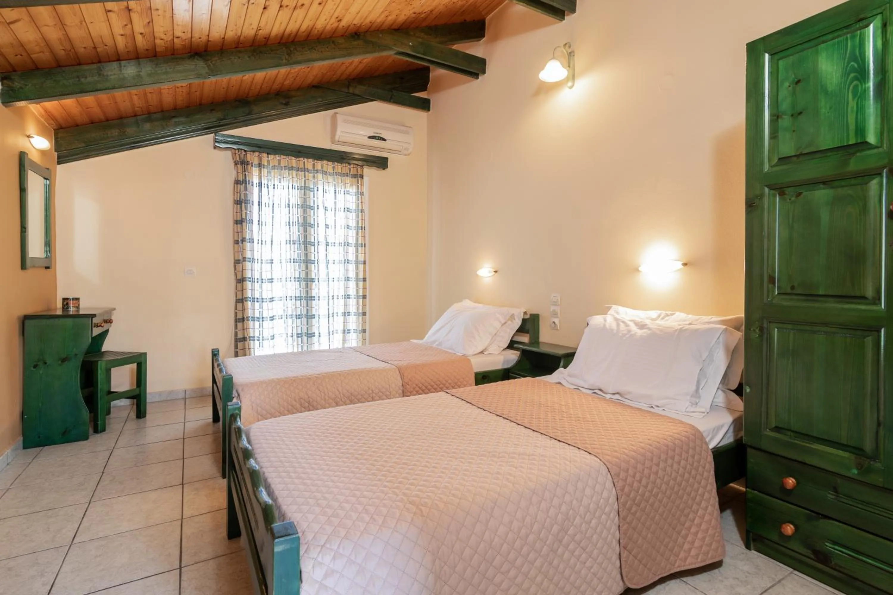 Bed in Sunset Apartments