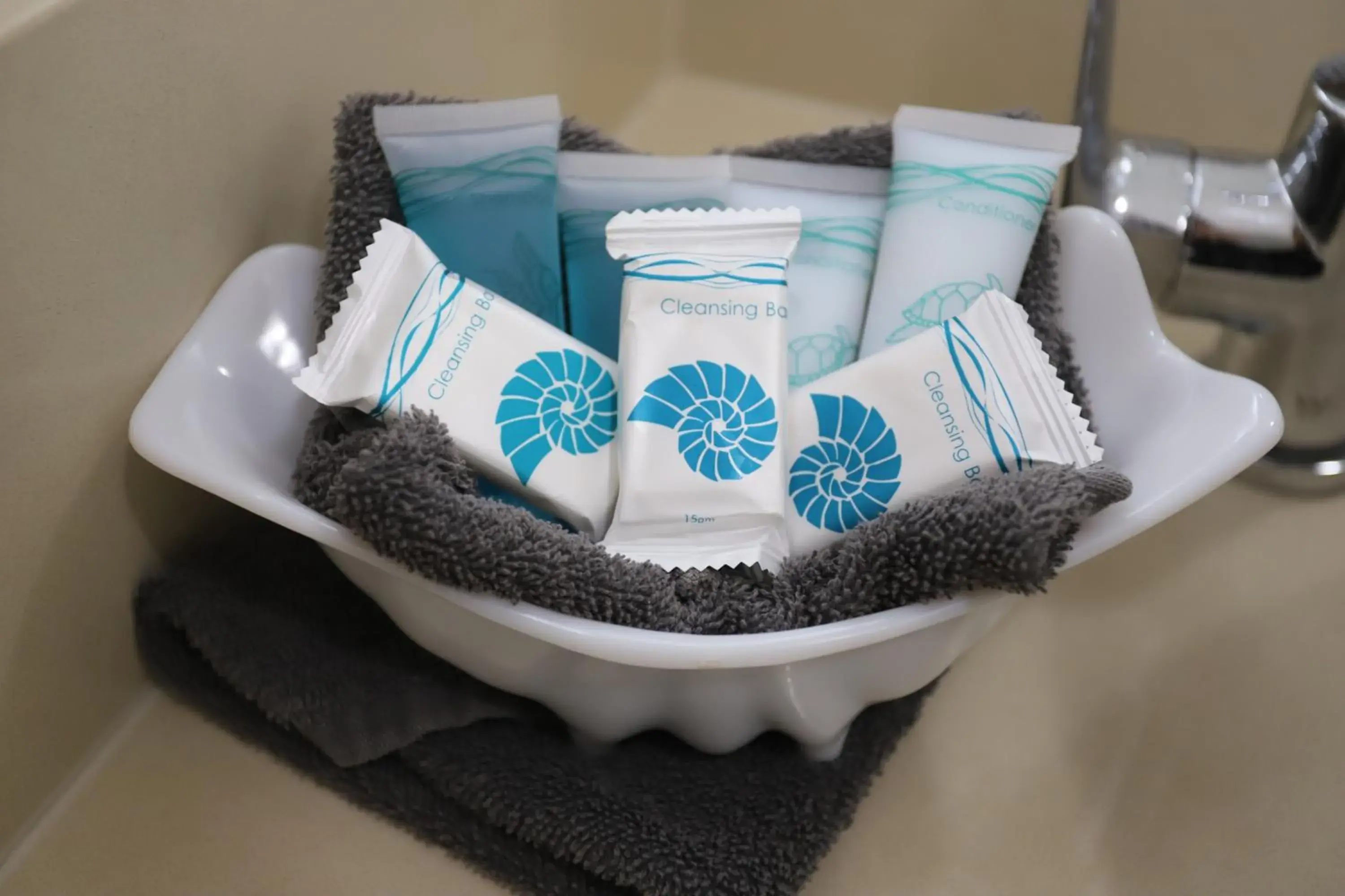 Twin Room QS- Non Pet Friendly in Sleepy Hill Motor Inn Twin Room QS- Non Pet Friendly in Sleepy Hill Motor Inn