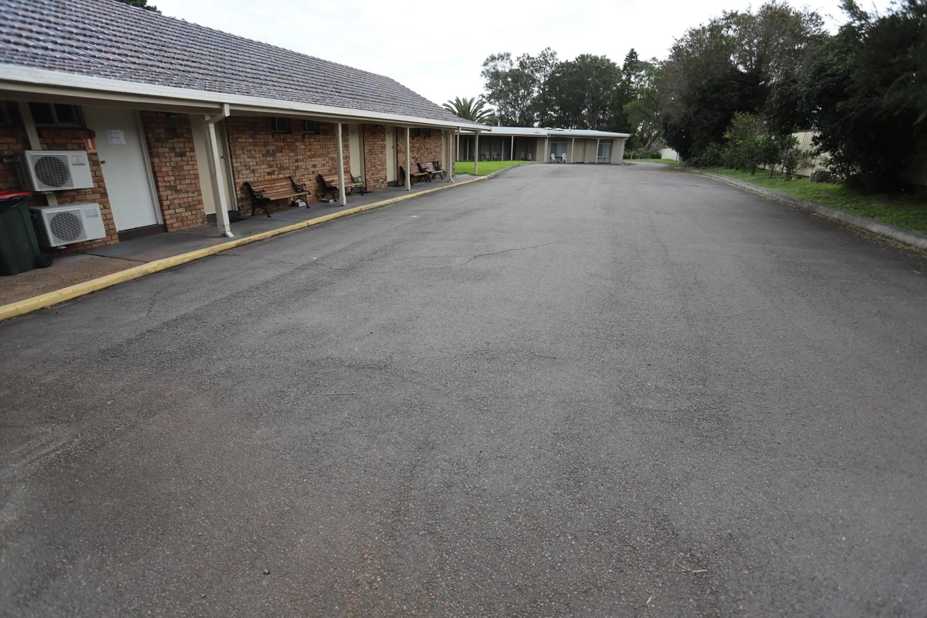 Parking in Sleepy Hill Motor Inn