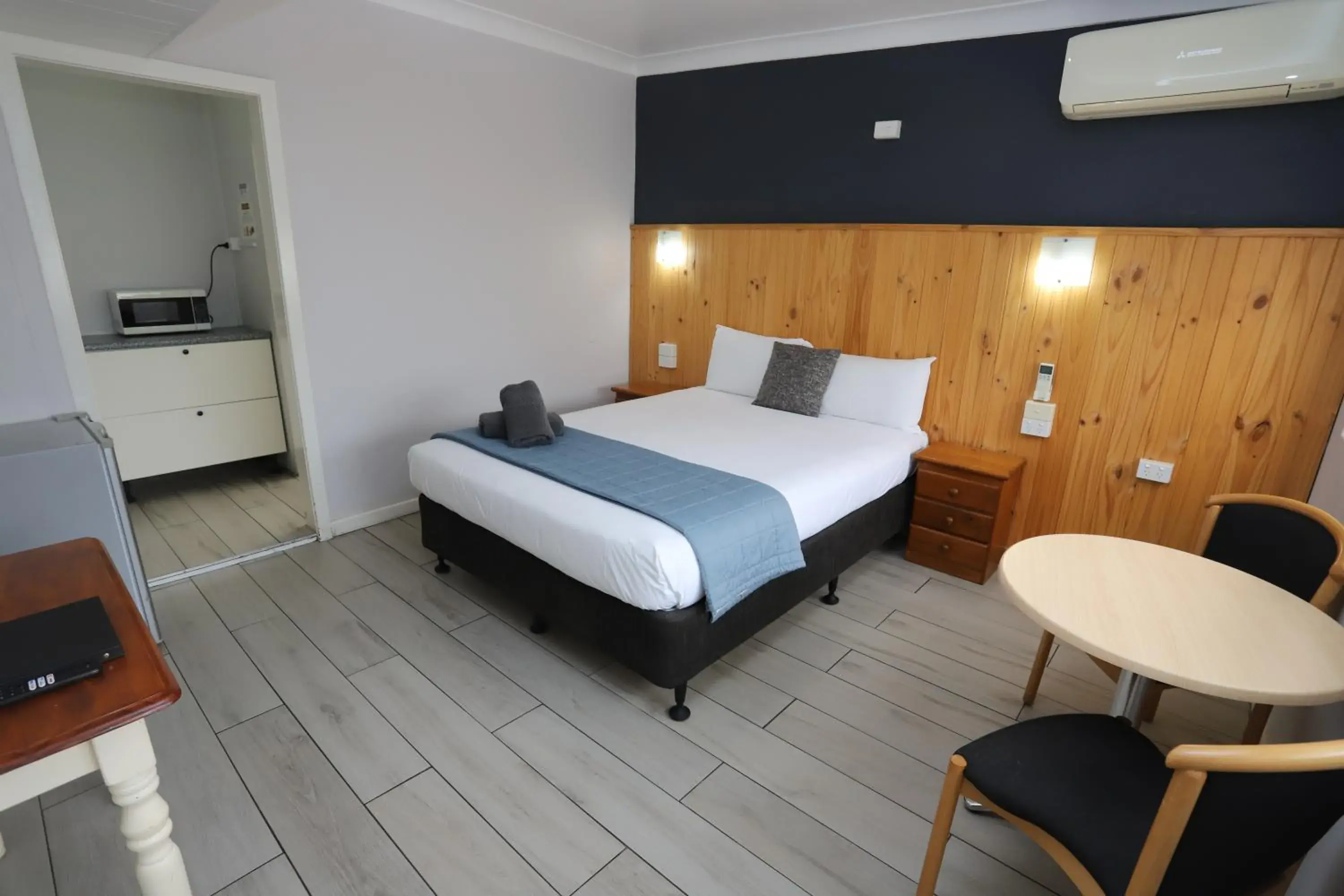 PET Room Queen in Sleepy Hill Motor Inn PET Room Queen in Sleepy Hill Motor Inn