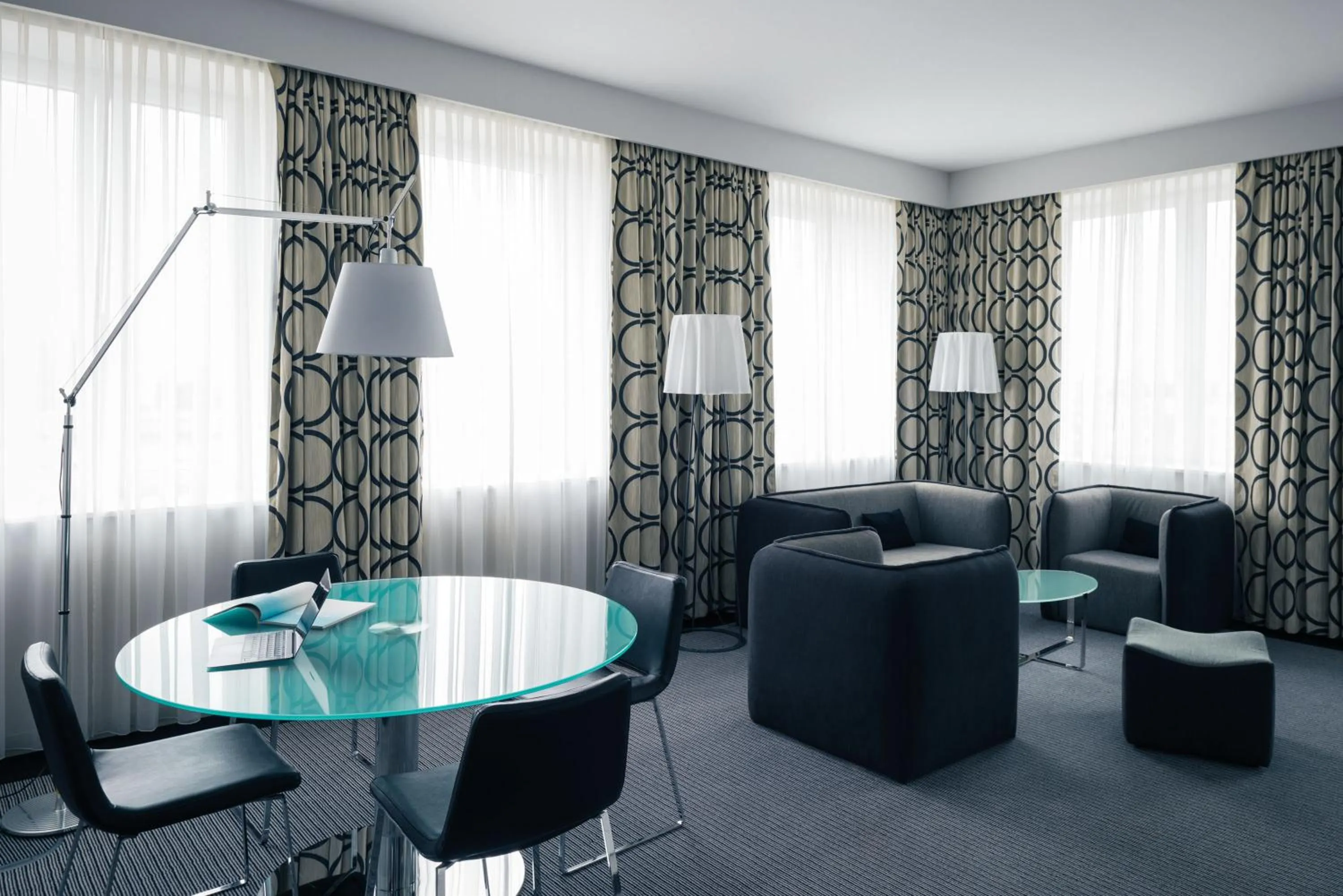 Seating area in Vienna House by Wyndham Andel's Berlin