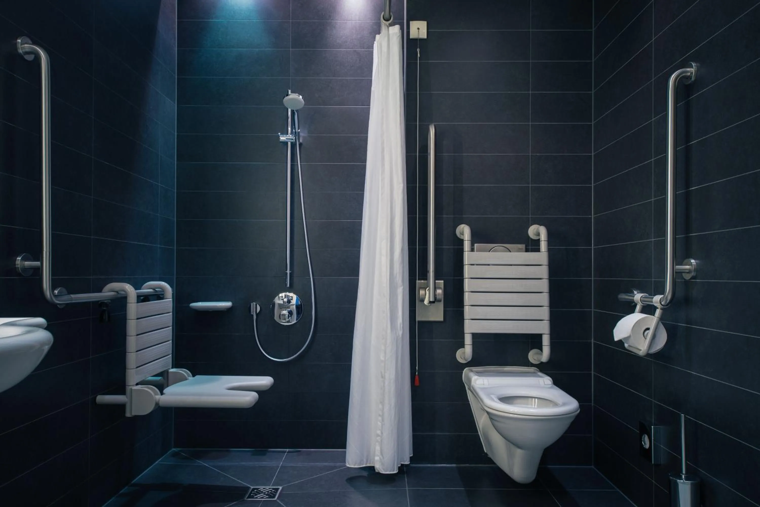 Toilet in Vienna House by Wyndham Andel's Berlin