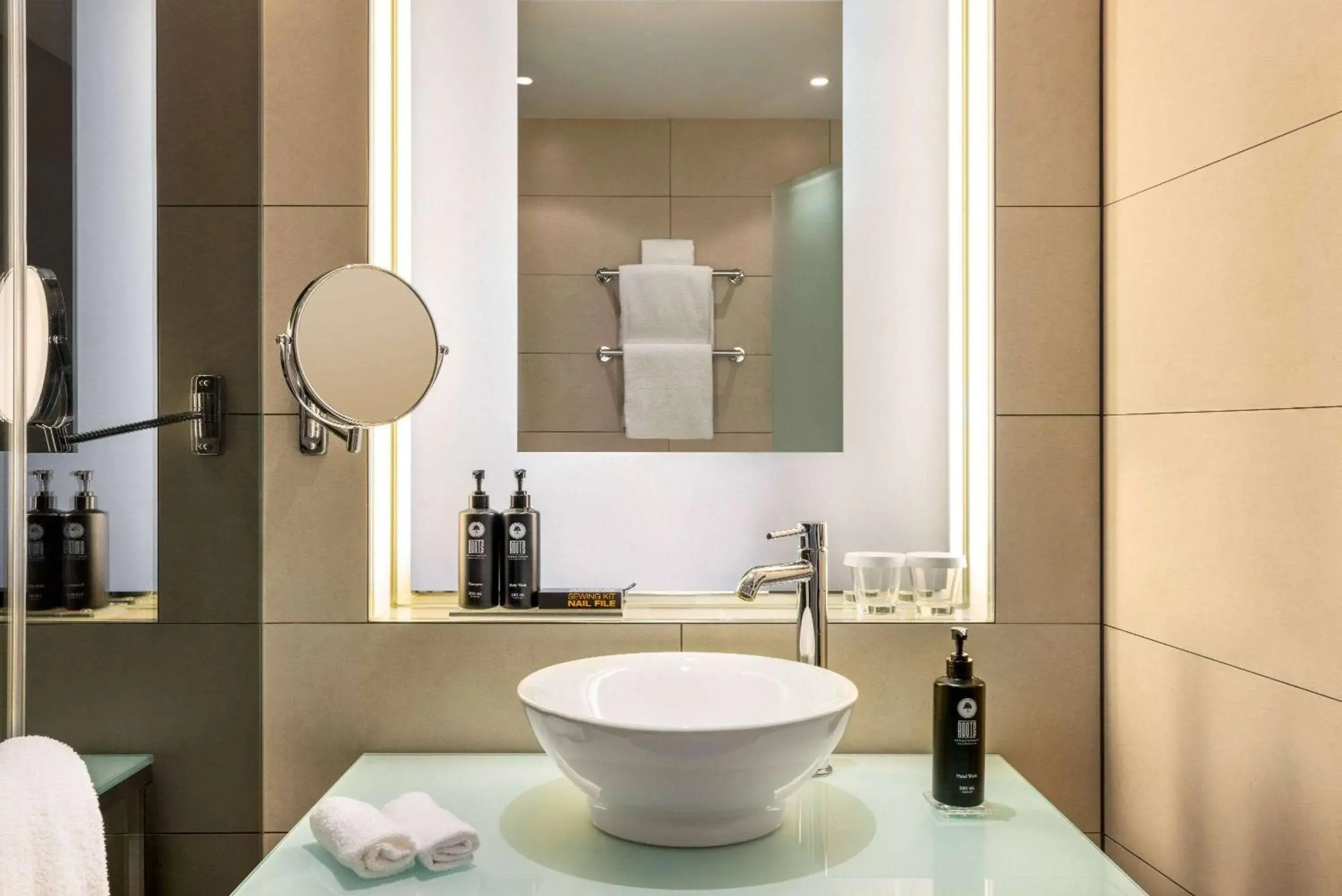 Bathroom in Vienna House by Wyndham Andel's Berlin Bathroom in Vienna House by Wyndham Andel's Berlin