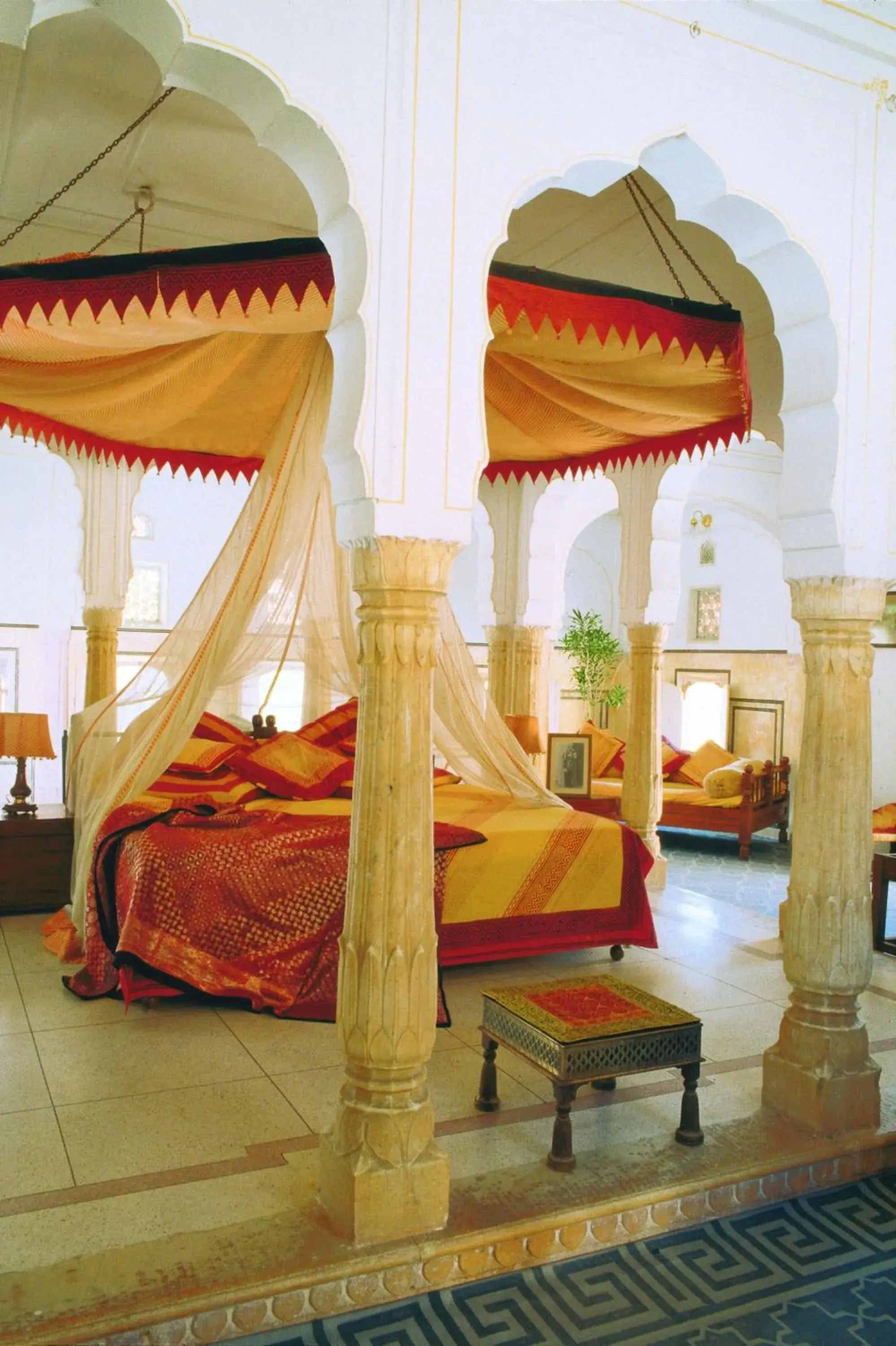 Photo of the whole room, Bed in Samode Palace Photo of the whole room, Bed in Samode Palace