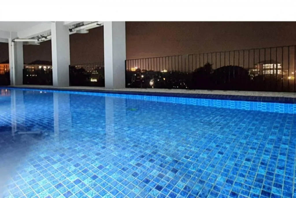 Swimming pool in @Mojo Smart Apartment - Begawan Apartment
