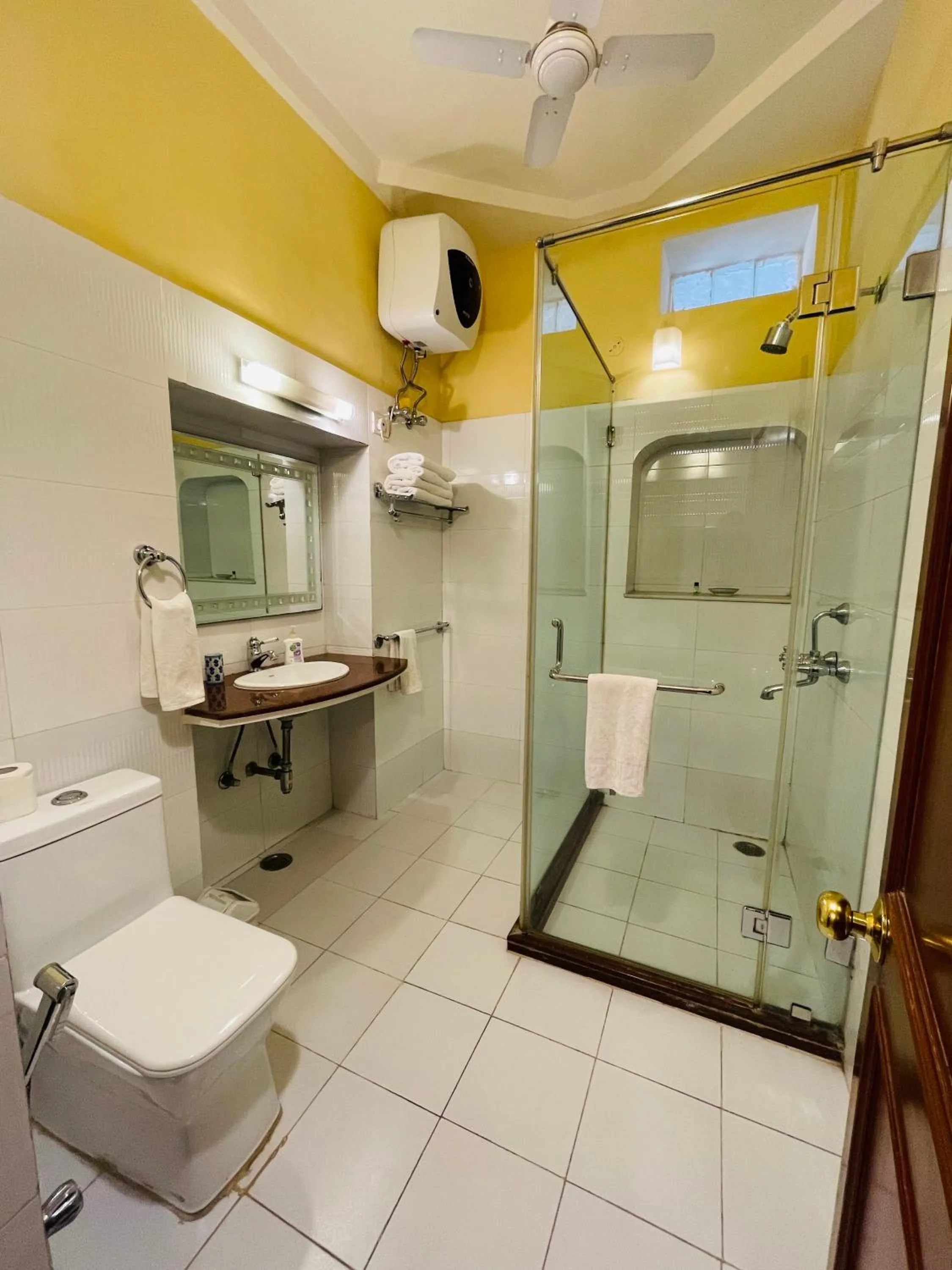 Bathroom in Khatu Haveli