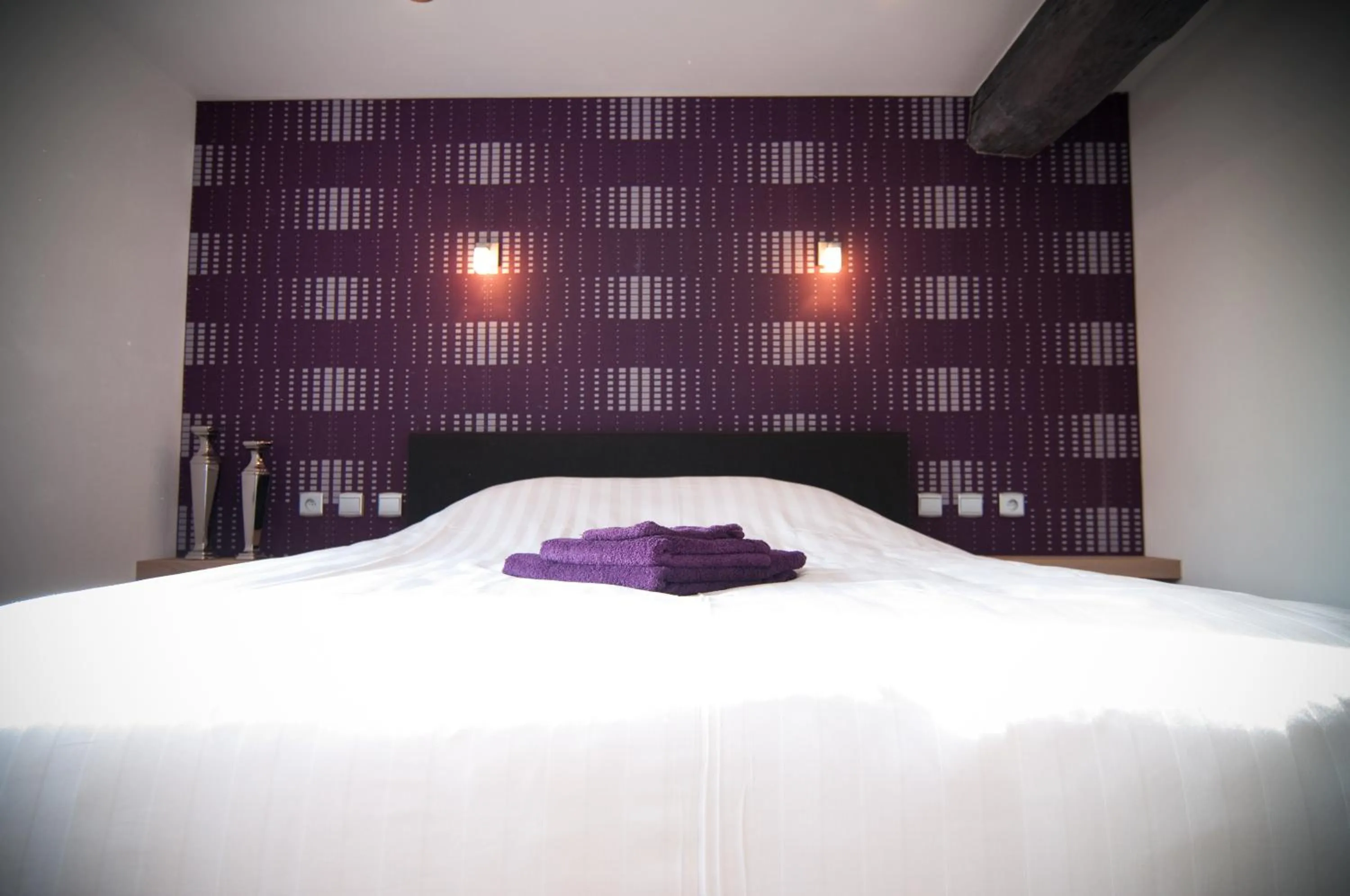 Bedroom, Bed in Apartment De Maasnacht