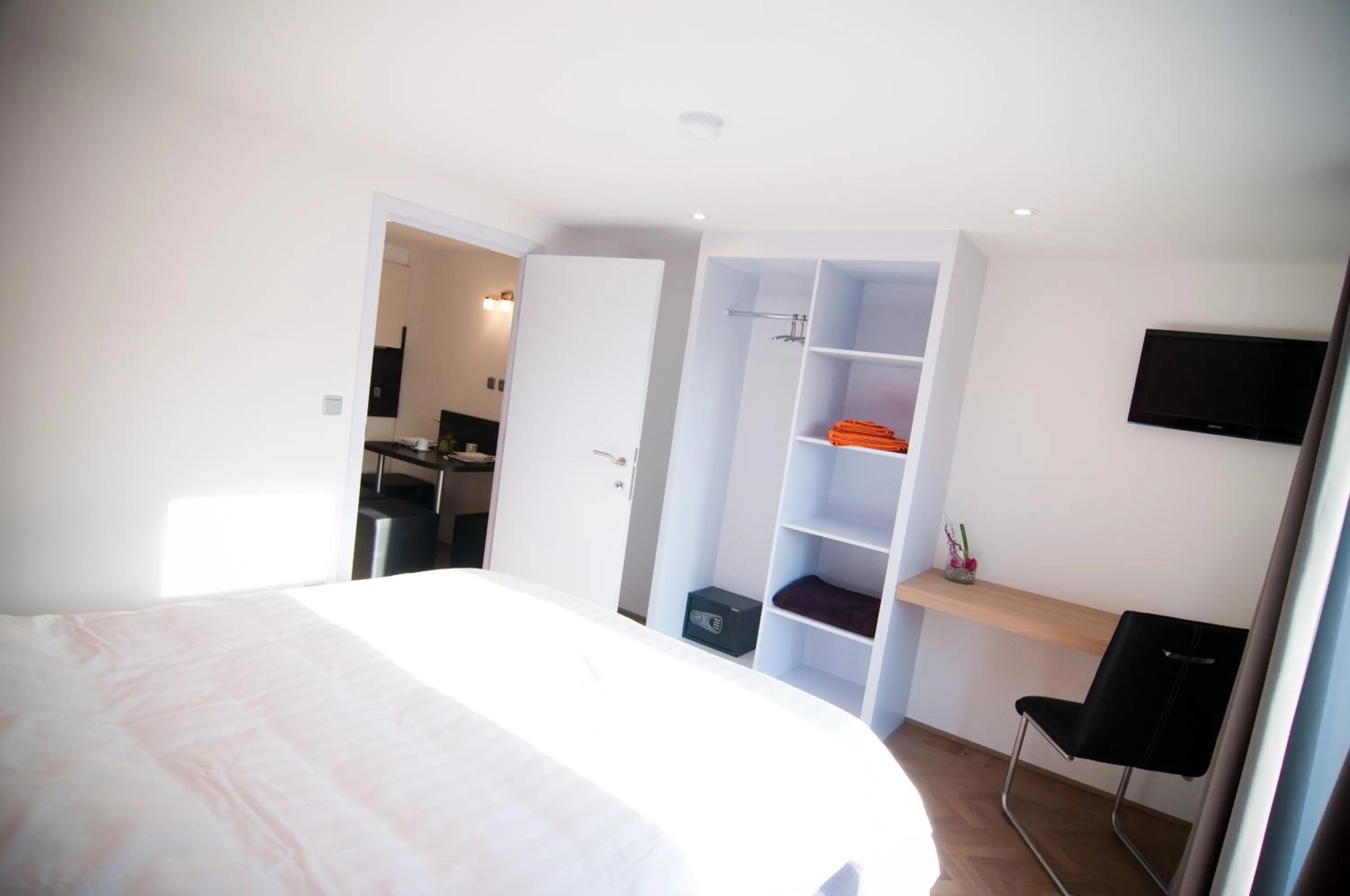 Bedroom, Bed in Apartment De Maasnacht
