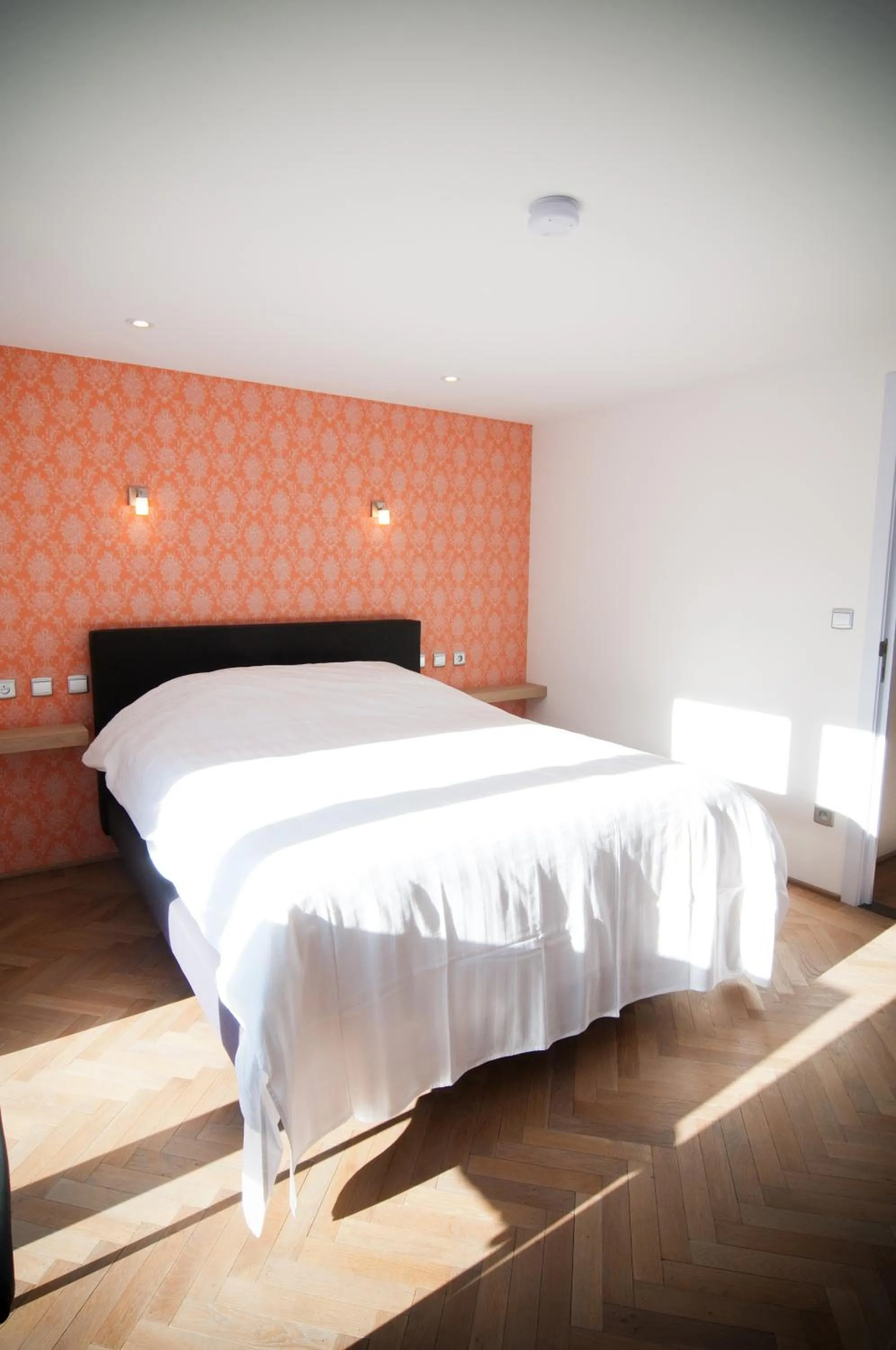 Bedroom, Bed in Apartment De Maasnacht