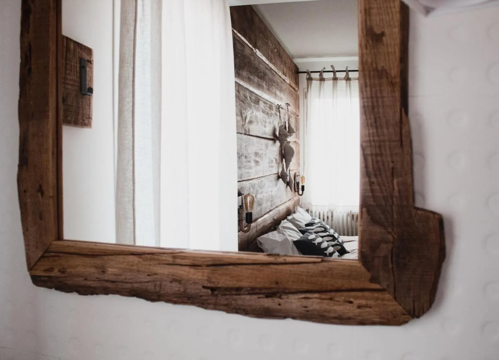 People in Laguna Suite B&B