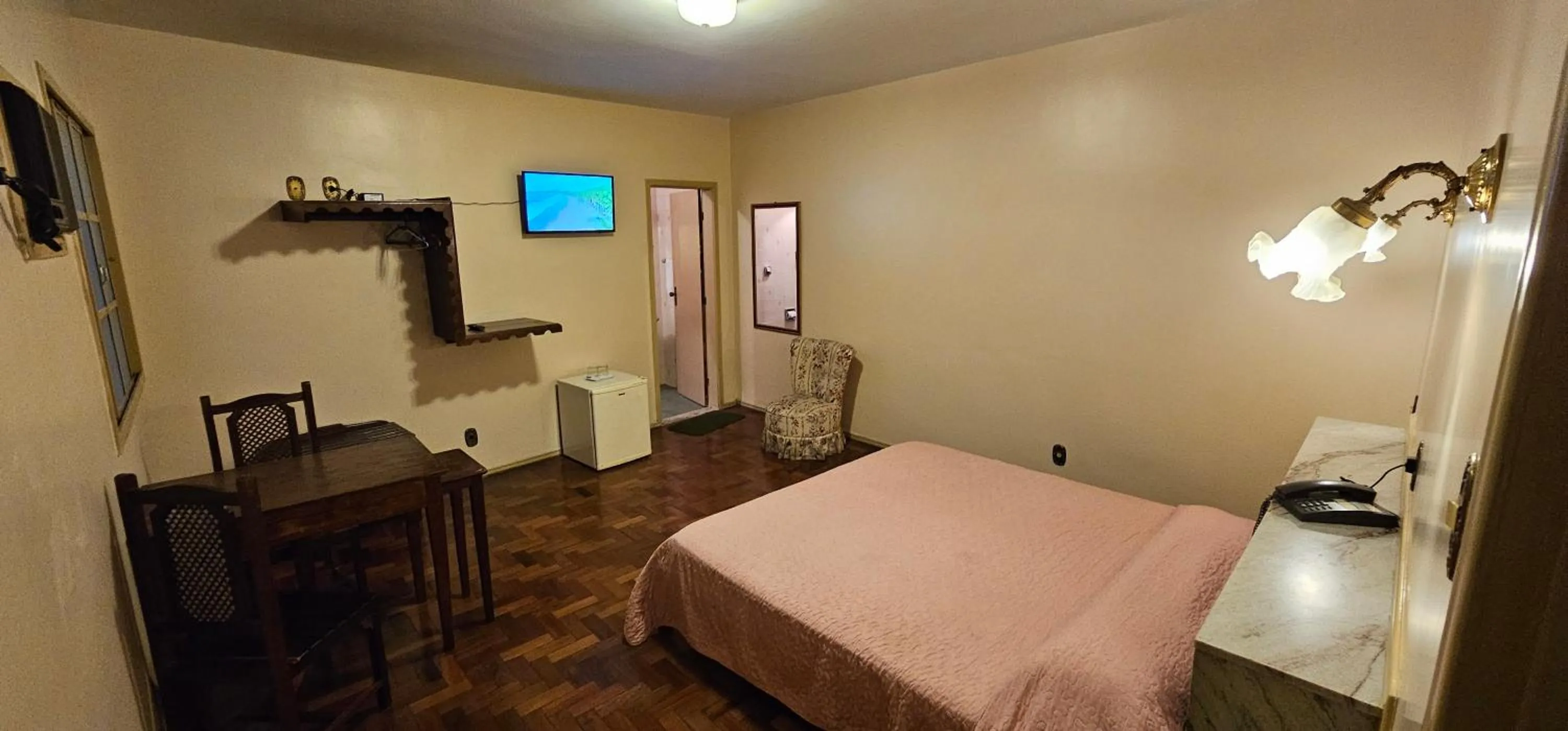 Hotel Colonial