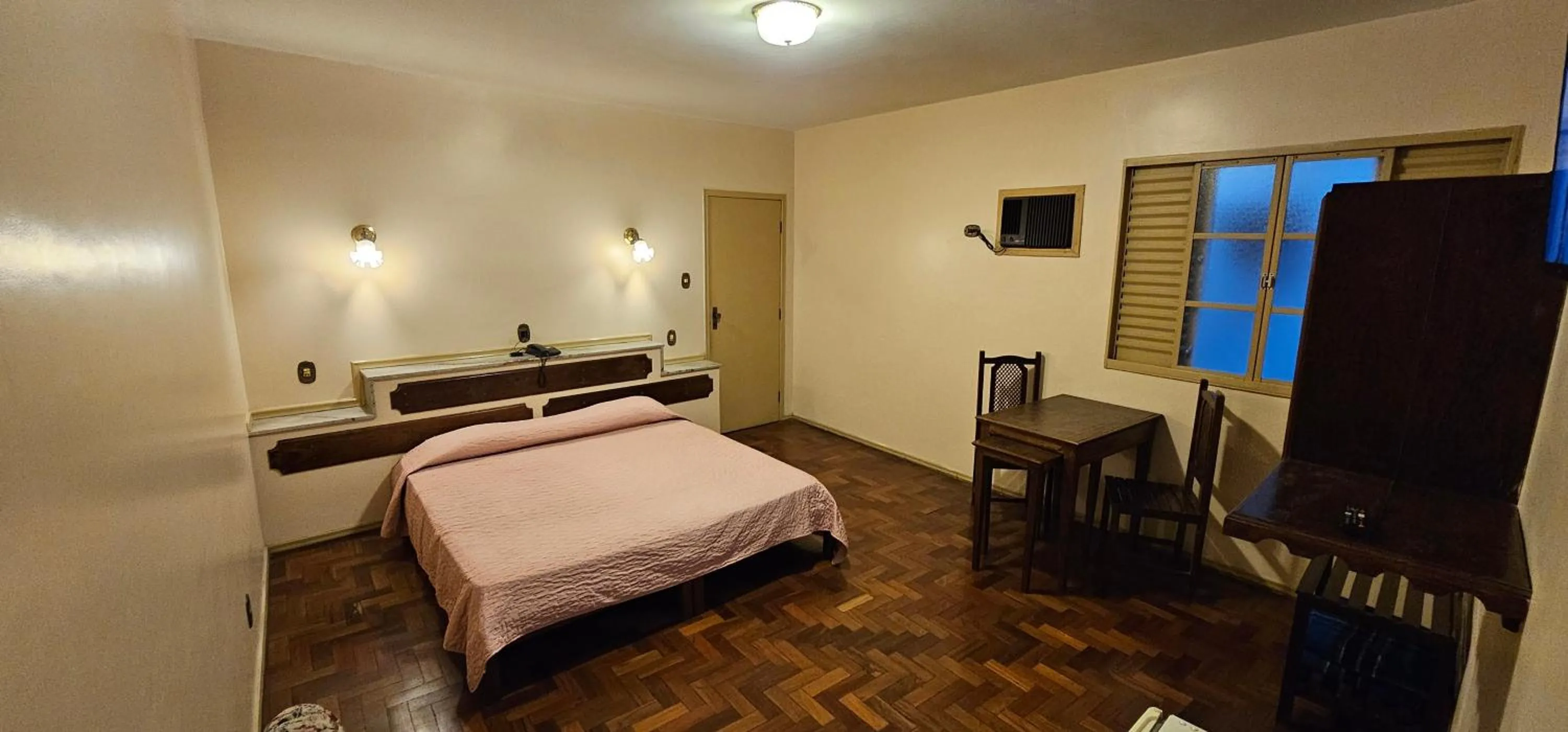 Hotel Colonial