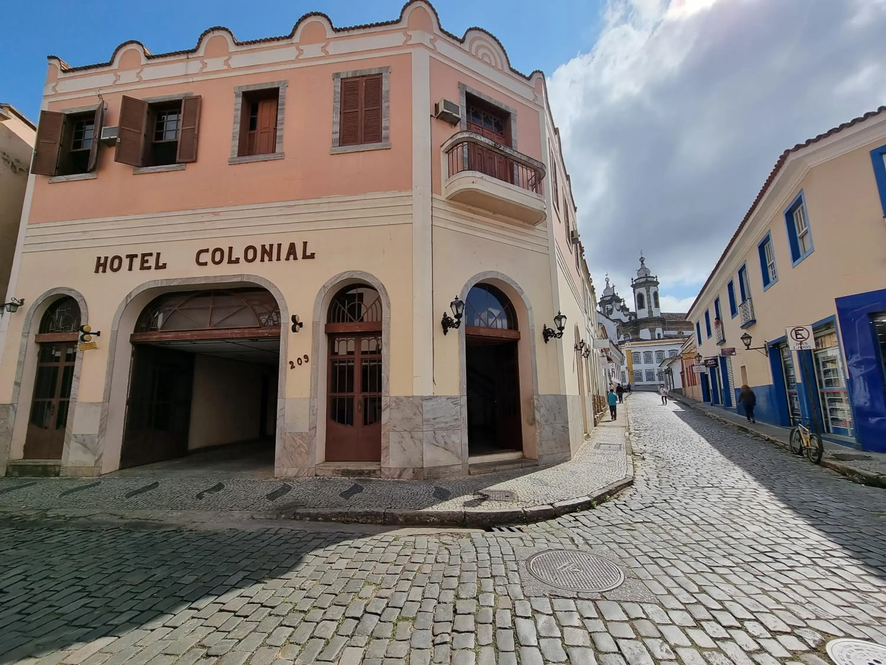 Hotel Colonial Hotel Colonial