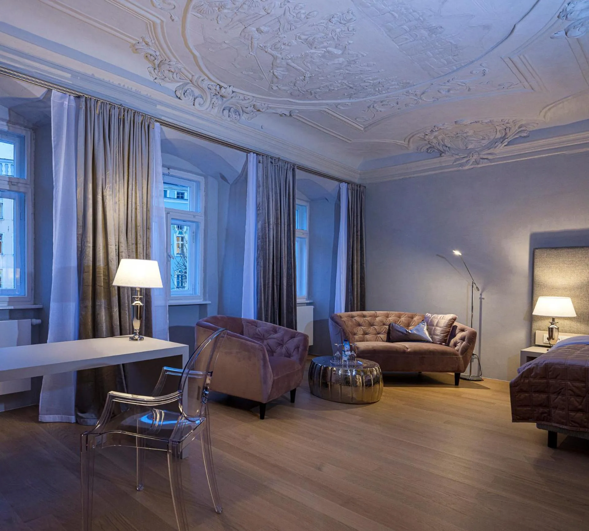 Living room, Bed in Hotel Post