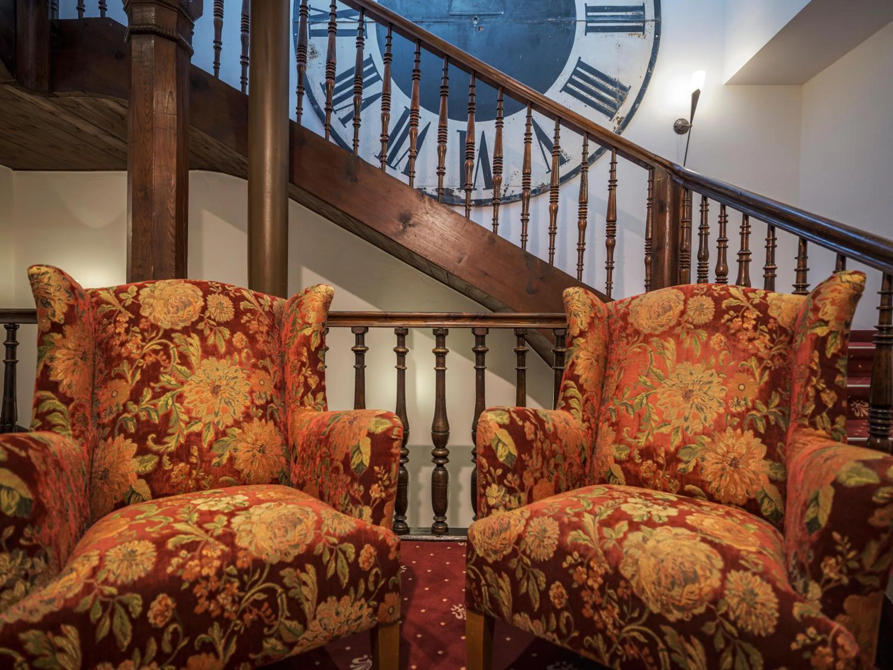 Property building in Hotel Post