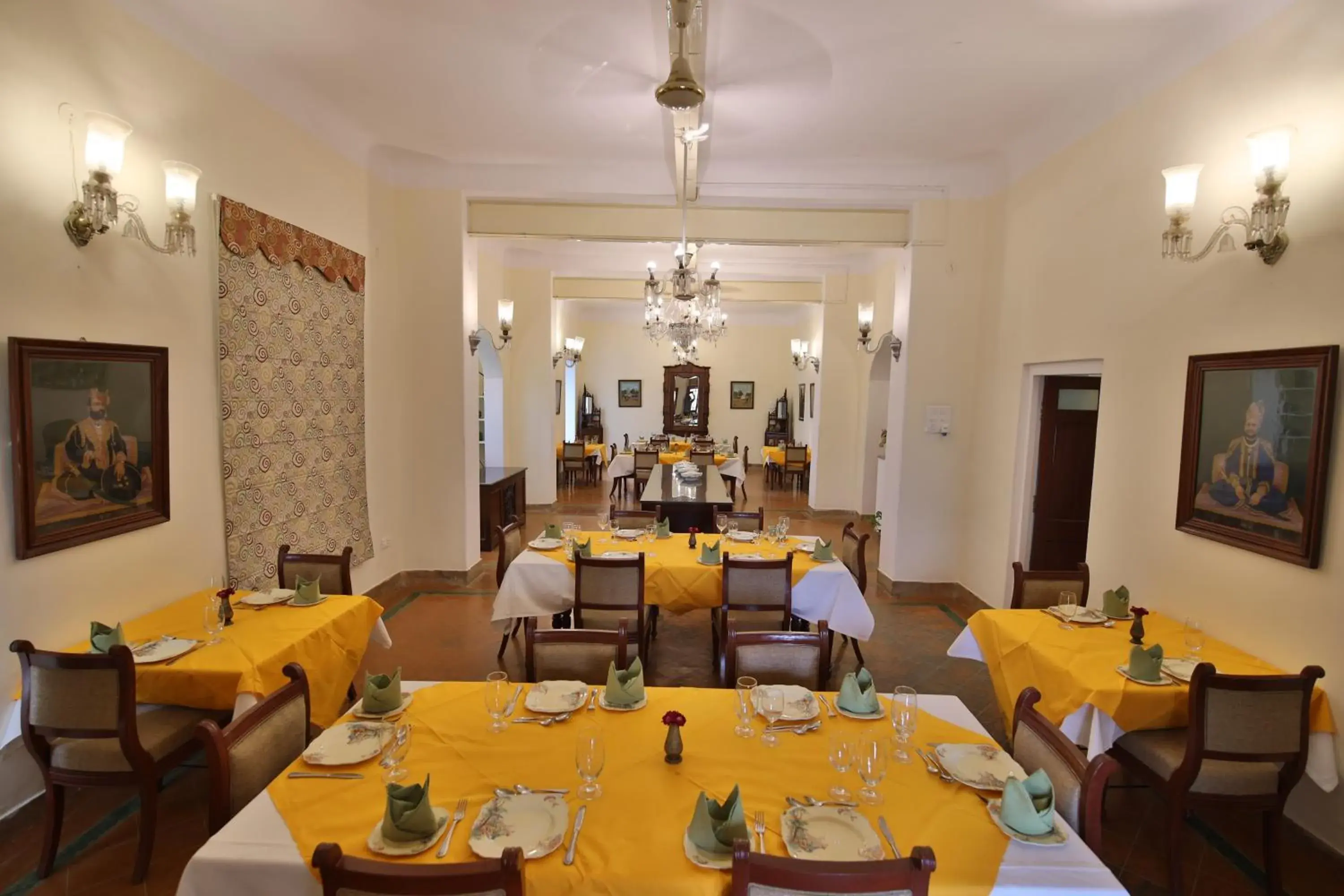 Breakfast in Roop Niwas Kothi, Near Mandawa Breakfast in Roop Niwas Kothi, Near Mandawa