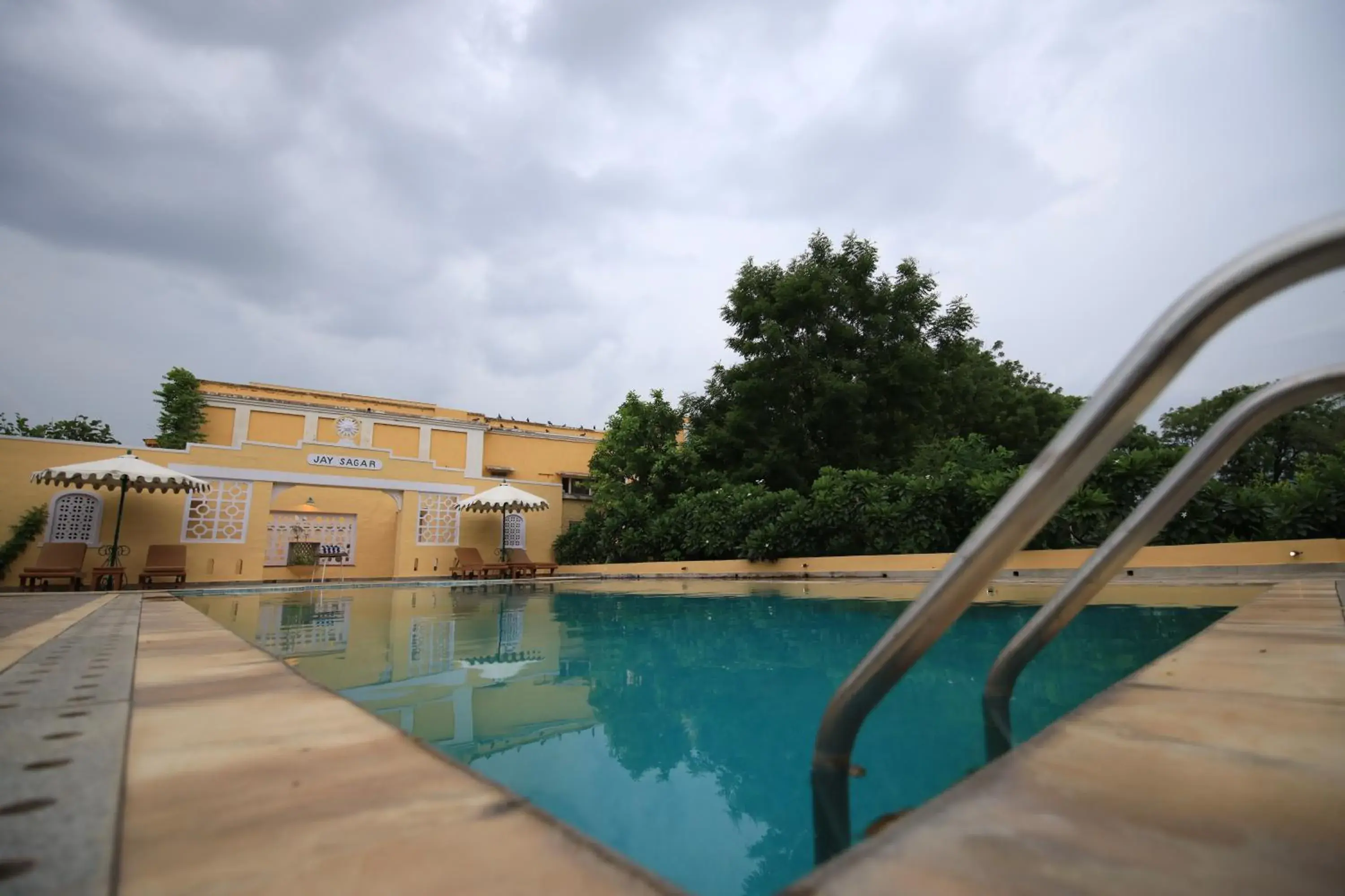 Swimming pool in Roop Niwas Kothi, Near Mandawa Swimming pool in Roop Niwas Kothi, Near Mandawa