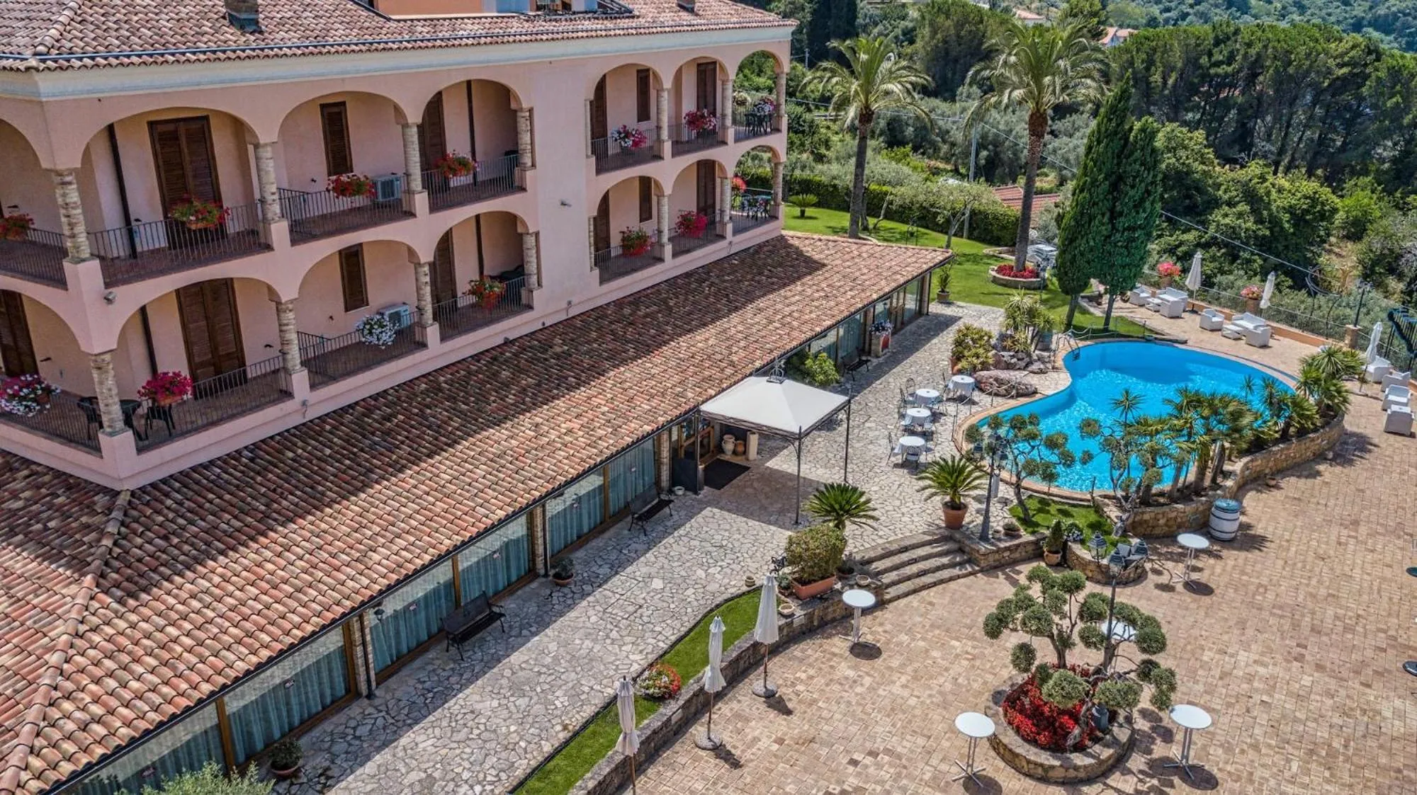 Property building in Antica Filanda