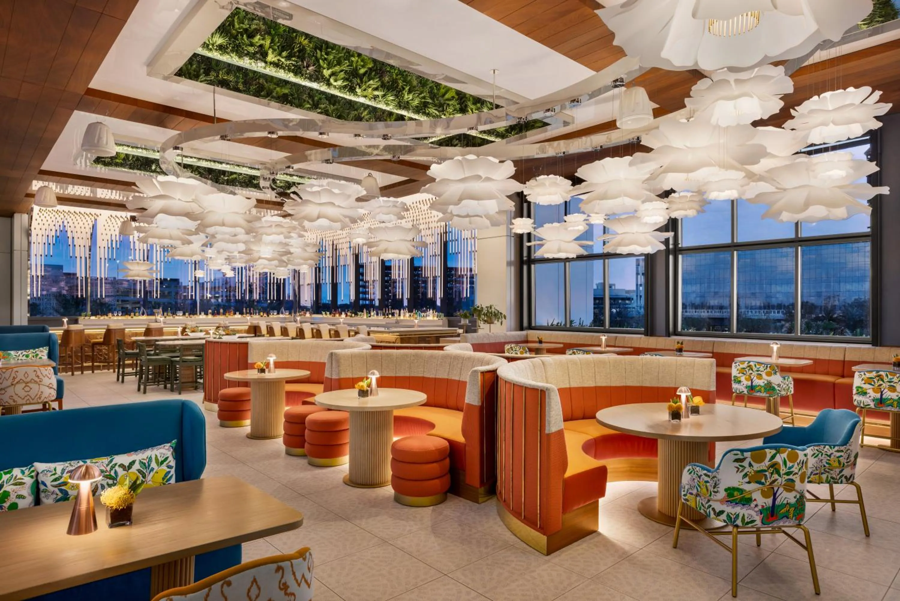 Restaurant/places to eat in Lake Nona Wave Hotel