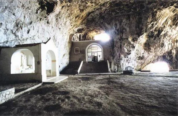 Place of worship in Porto di Mare