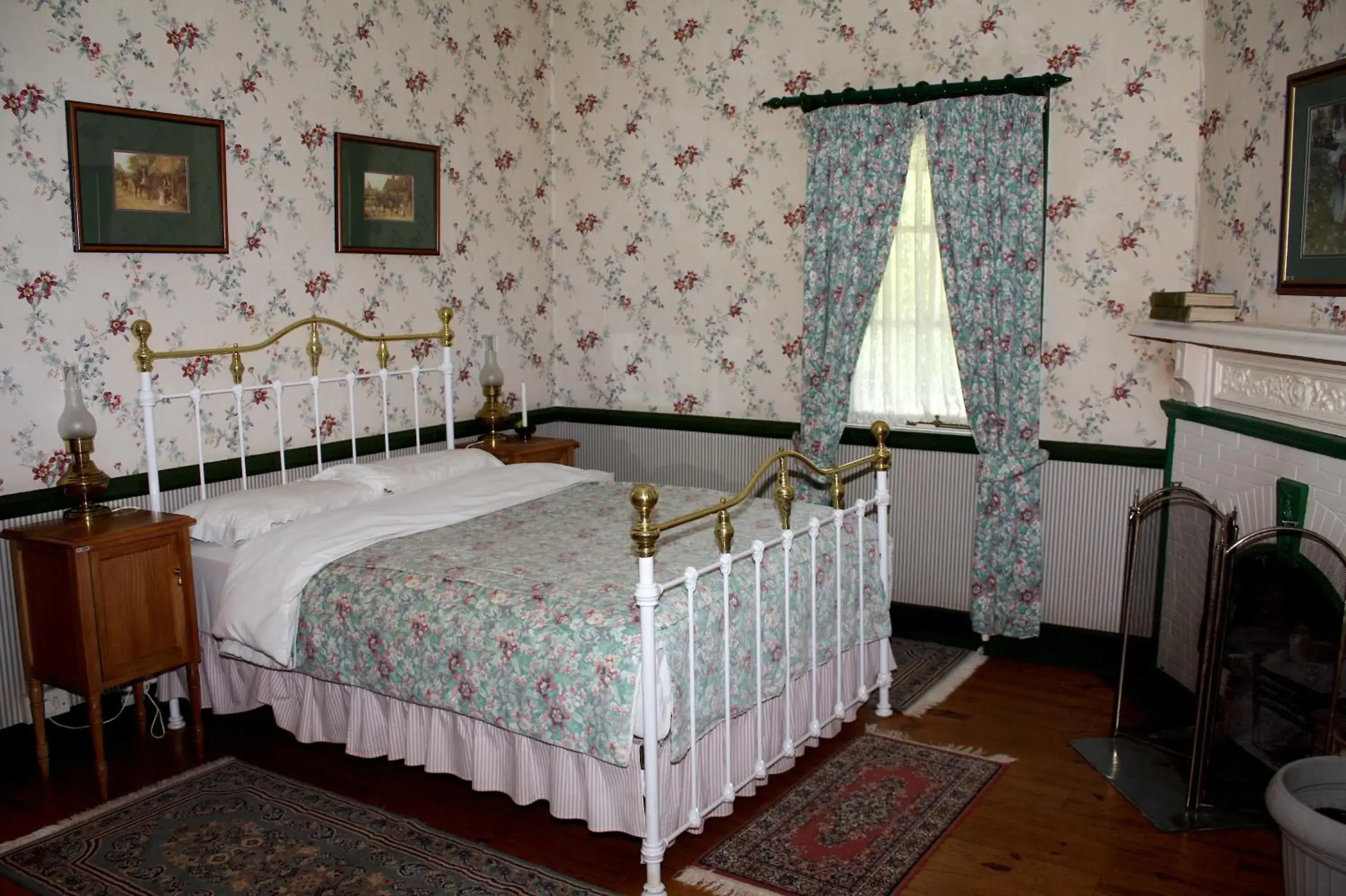 Double Room in The Royal Hotel Pilgrims Rest Double Room in The Royal Hotel Pilgrims Rest