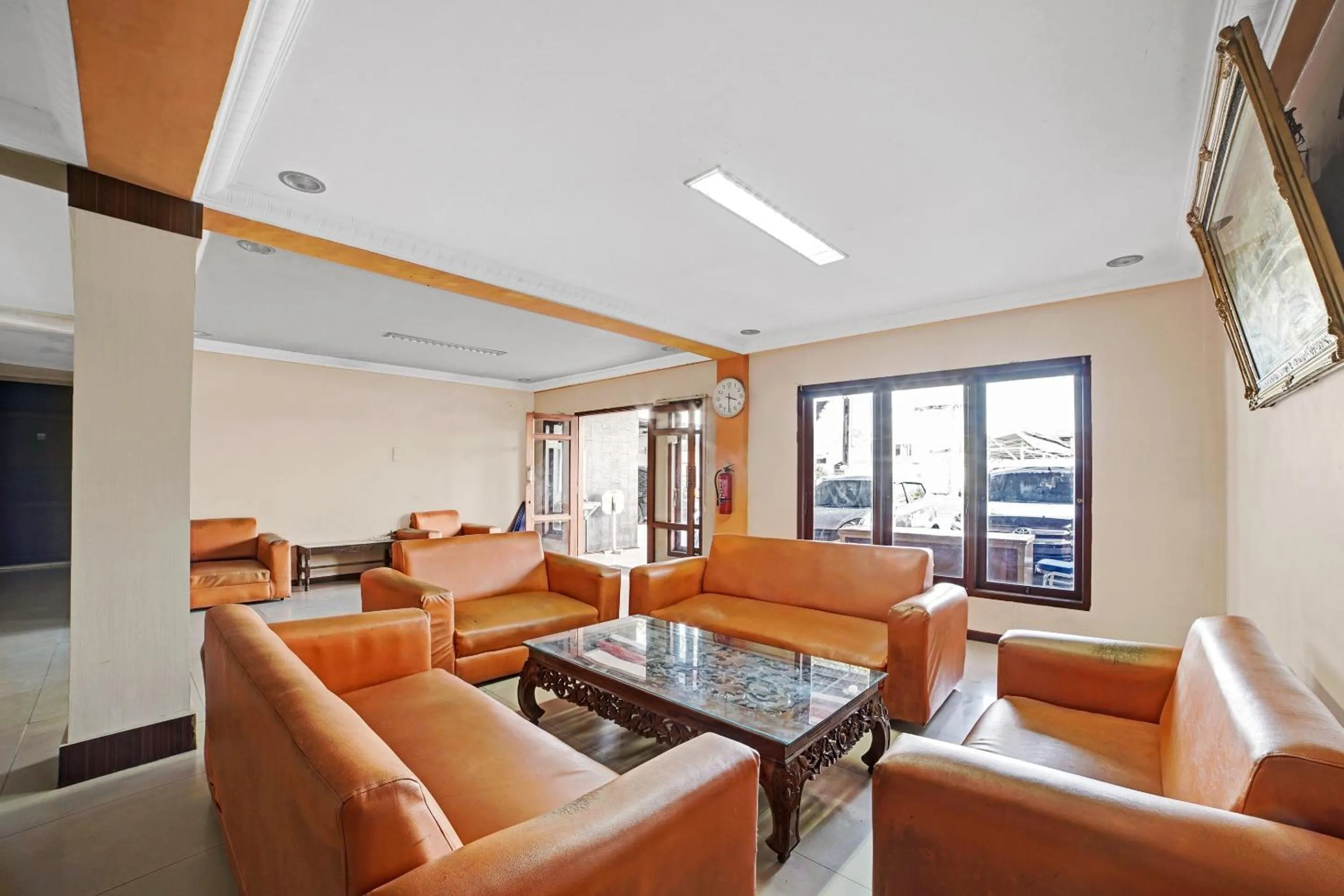 Lobby or reception in Hotel O Wisma Kuta Karang Baru