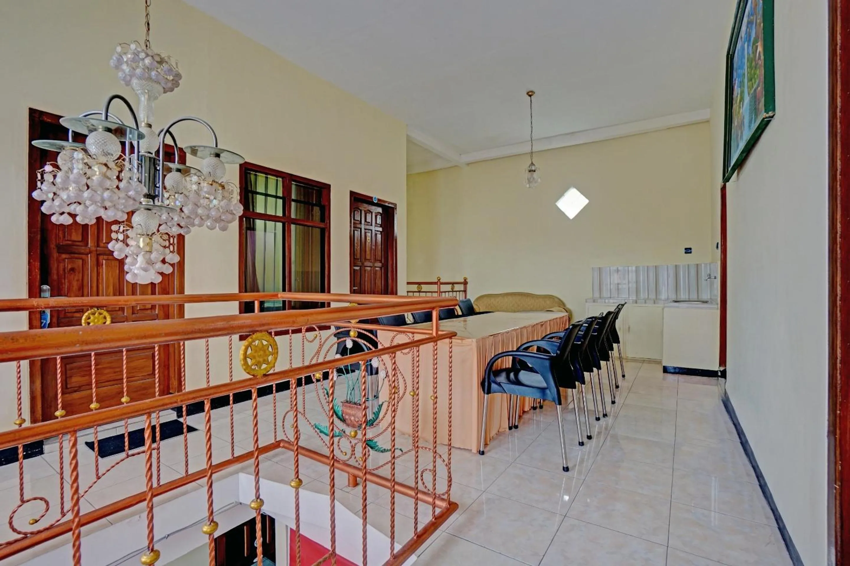 Lobby or reception in Hotel O Harwin Homestay