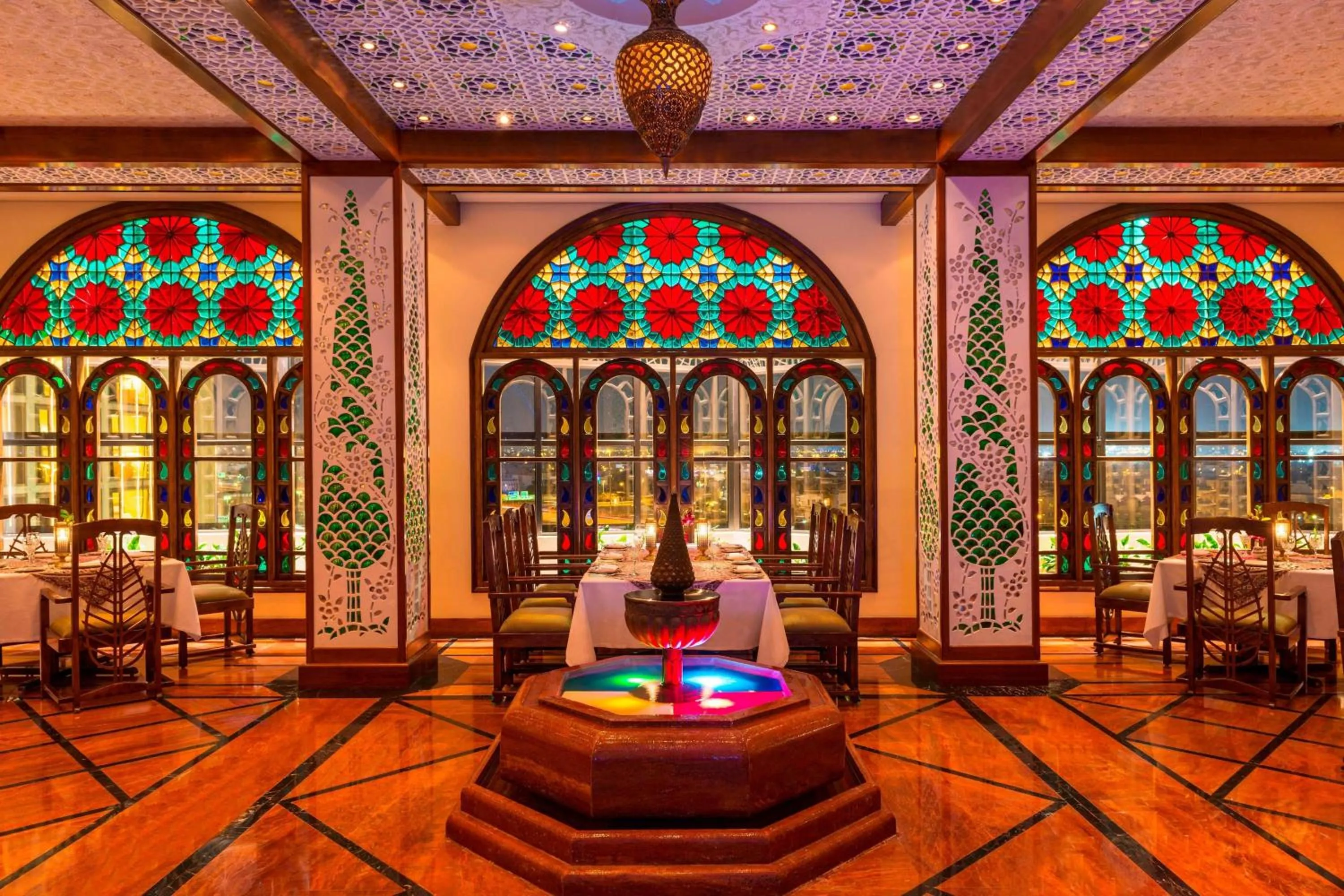 Restaurant/places to eat in Sheraton Kuwait, a Luxury Collection Hotel, Kuwait City