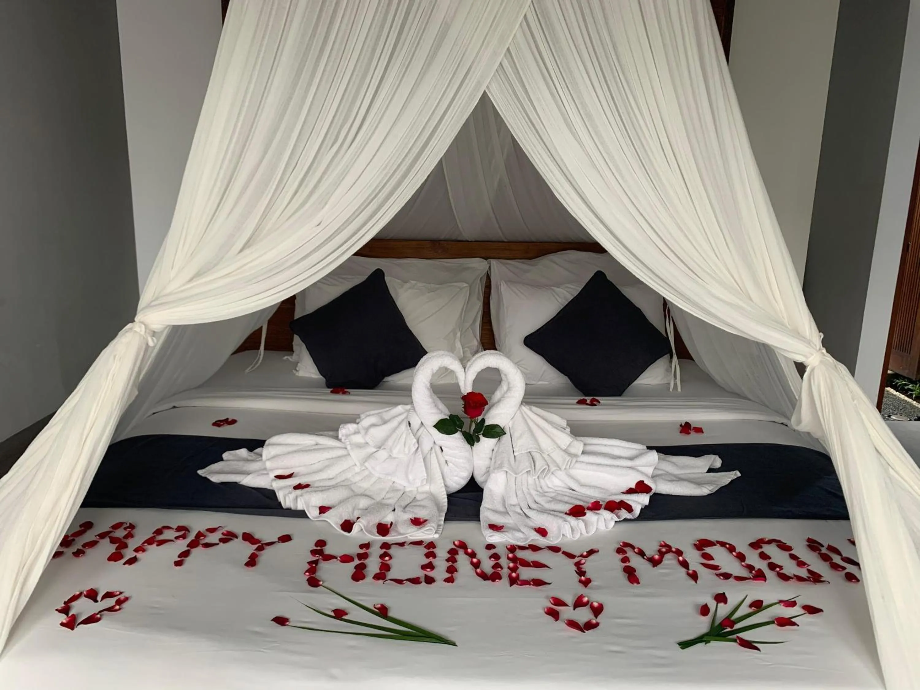 Bed in Poka Ubud Hidden Paradise & Spa by EPS