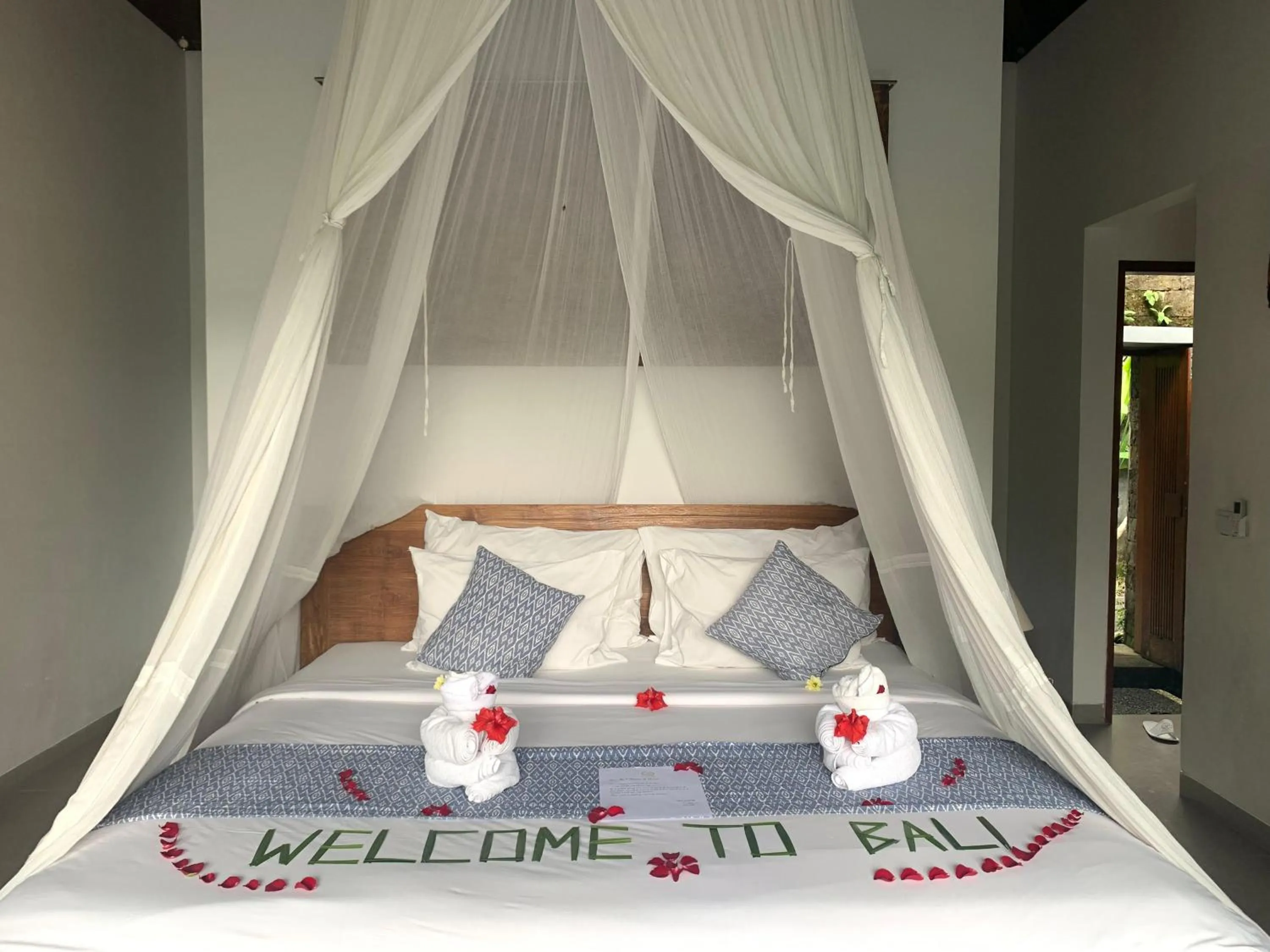 Bed in Poka Ubud Hidden Paradise & Spa by EPS