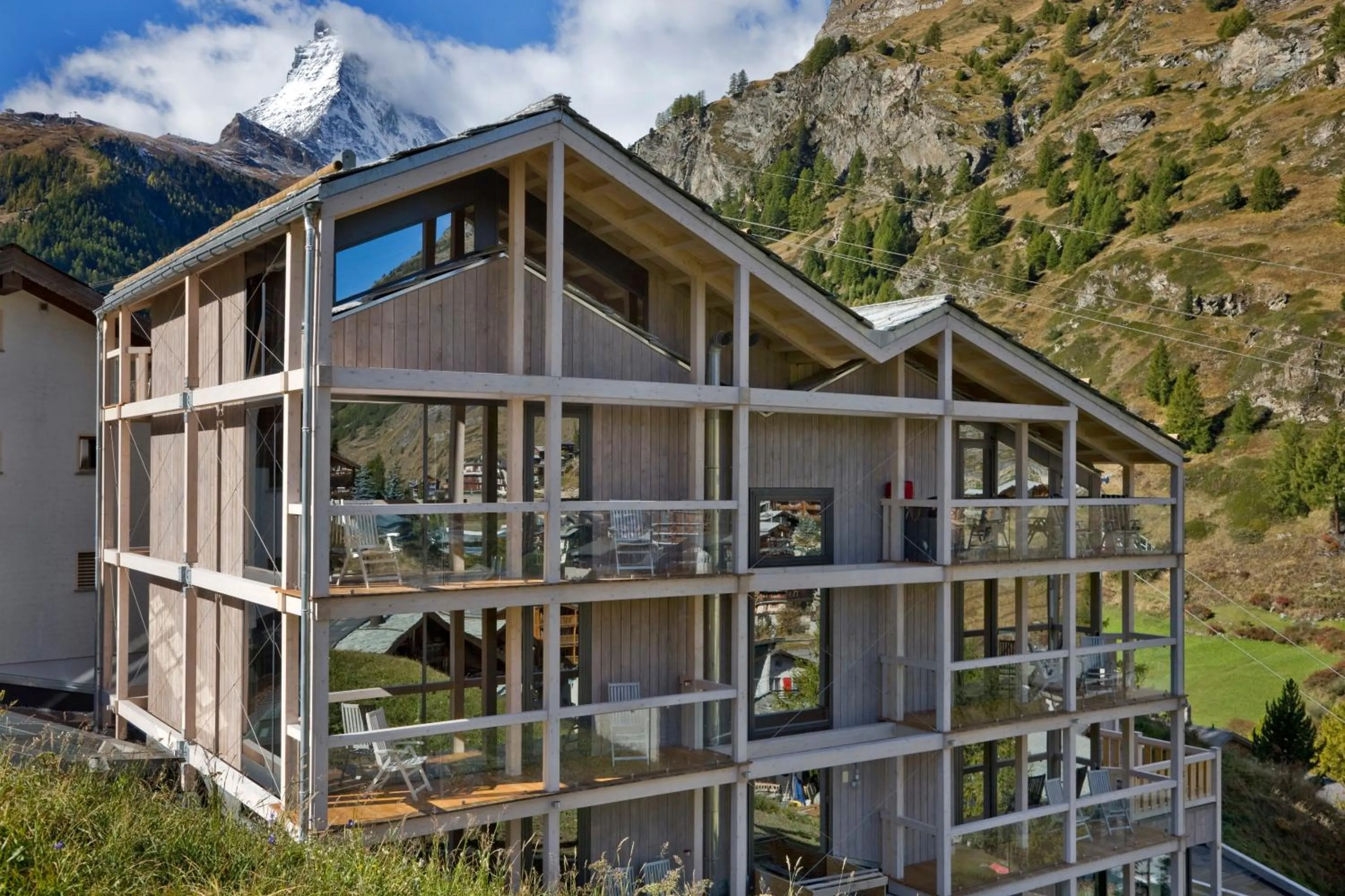 Facade/entrance in Matterhorn FOCUS Design Hotel