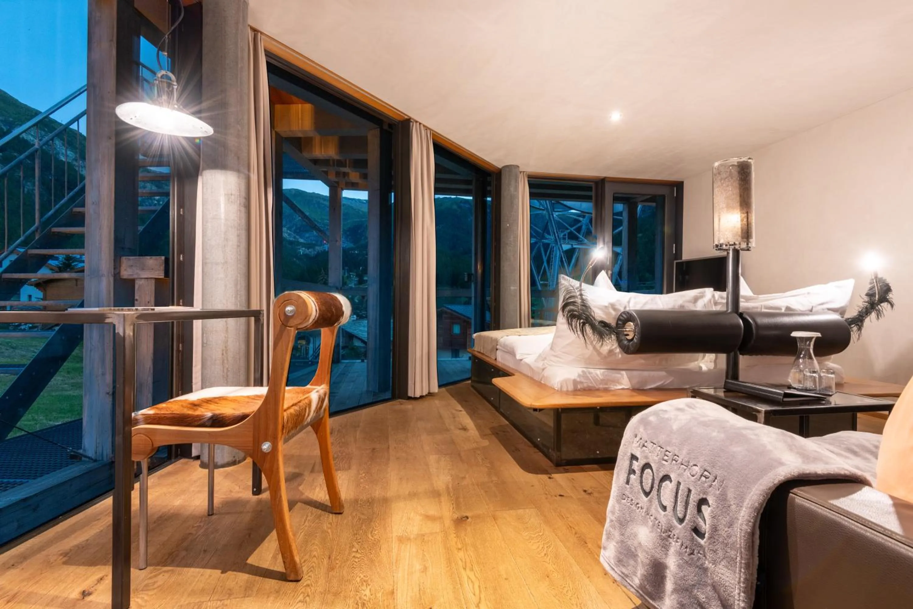 Photo of the whole room, Bed in Matterhorn FOCUS Design Hotel