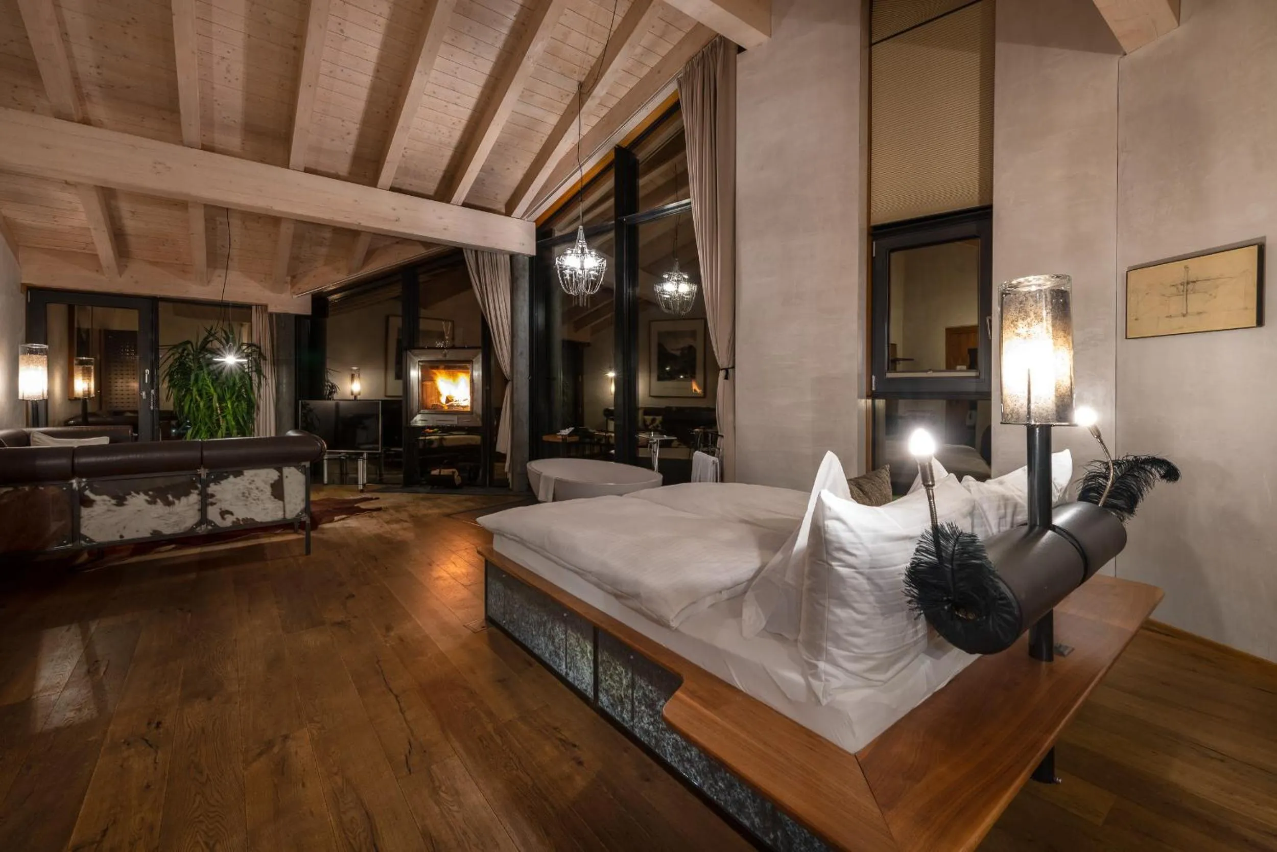 Photo of the whole room, Bed in Matterhorn FOCUS Design Hotel