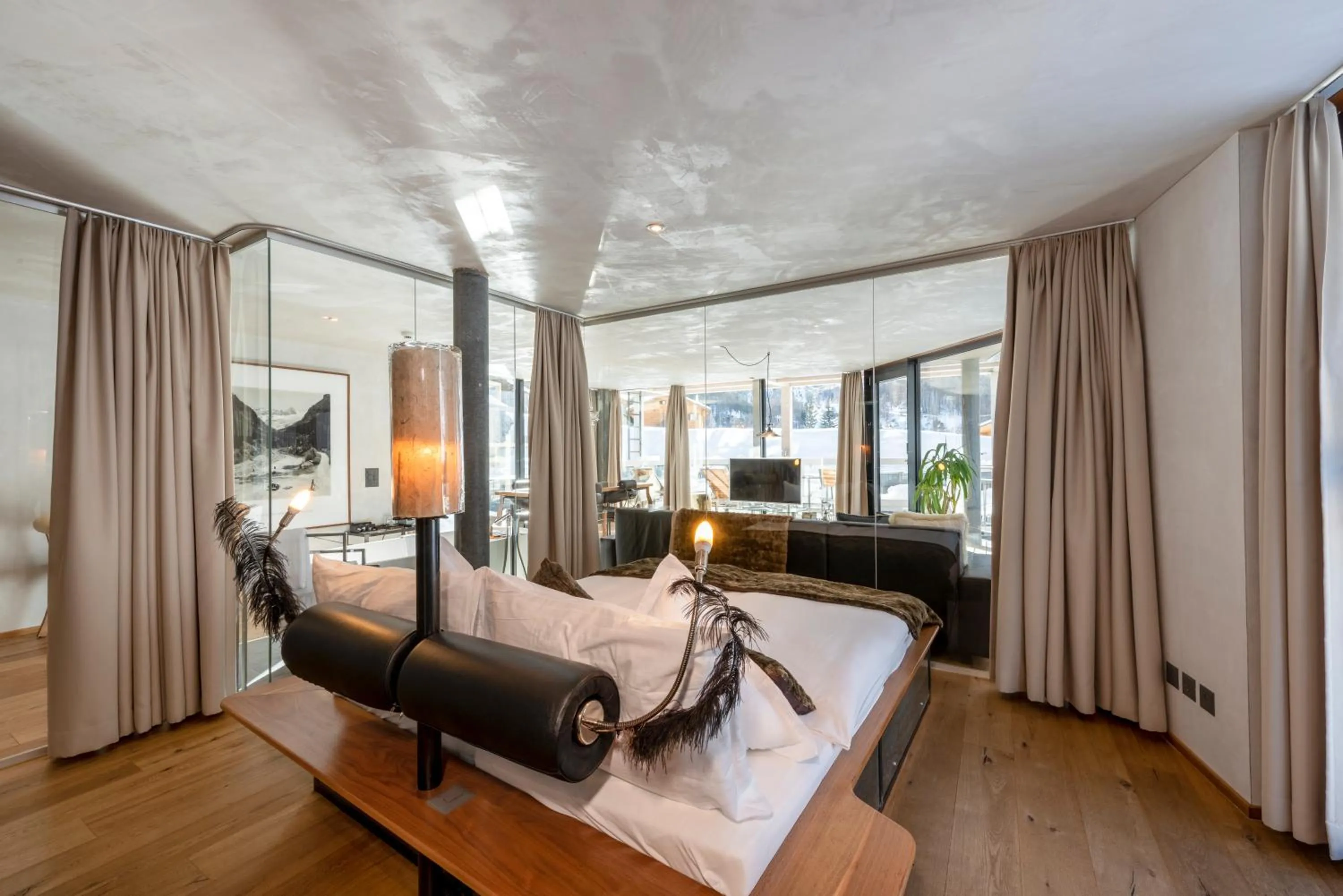 Bedroom, Bed in Matterhorn FOCUS Design Hotel