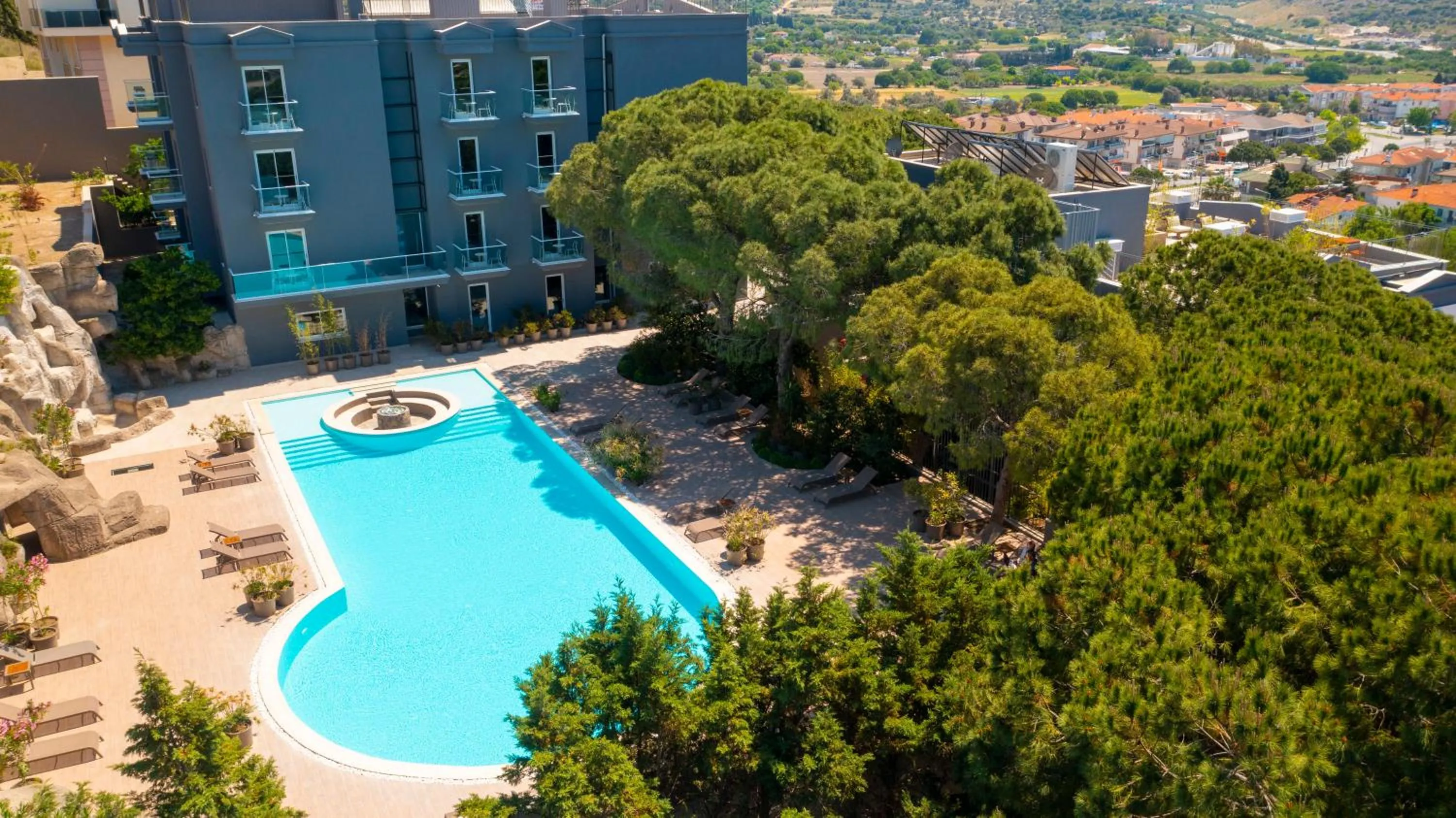 Natural landscape in AEGEAN Apartments - Çeşme