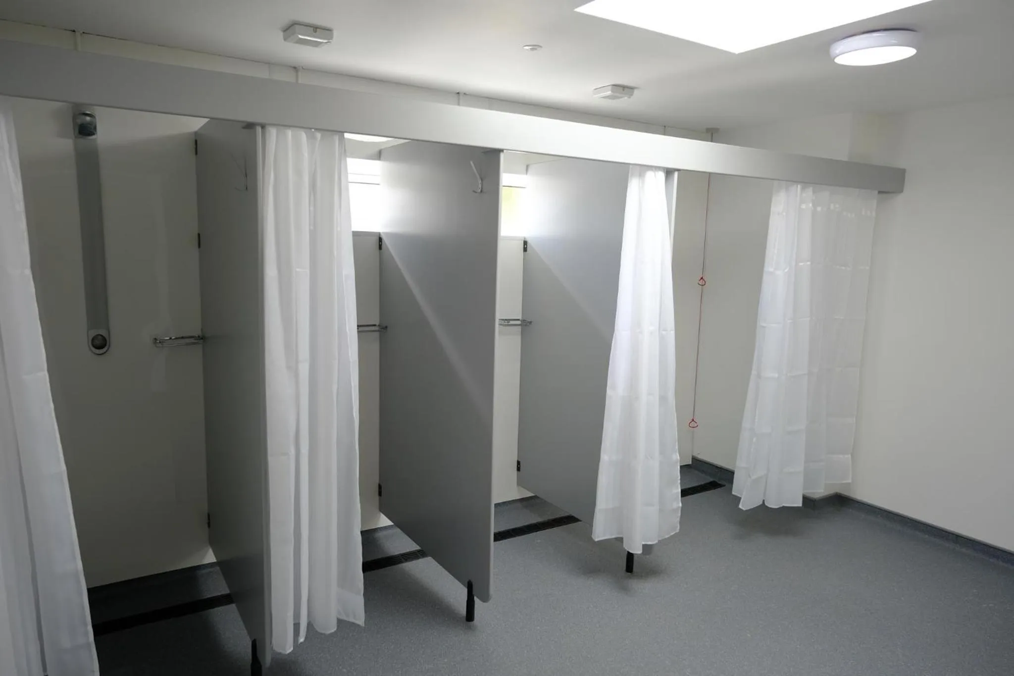 Bathroom in Whiddy School House Accommodation