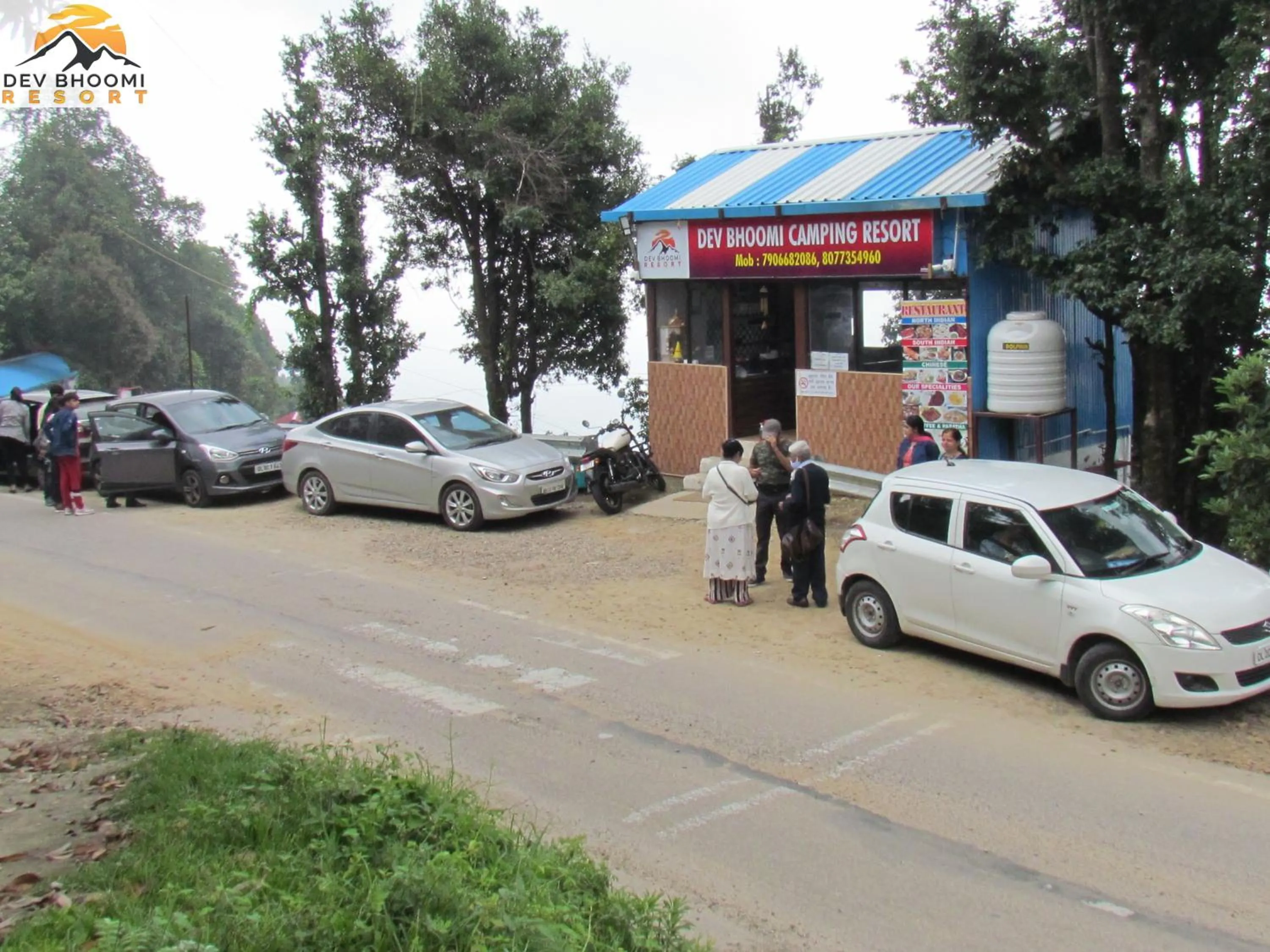 group of guests in Dev Bhoomi Resort