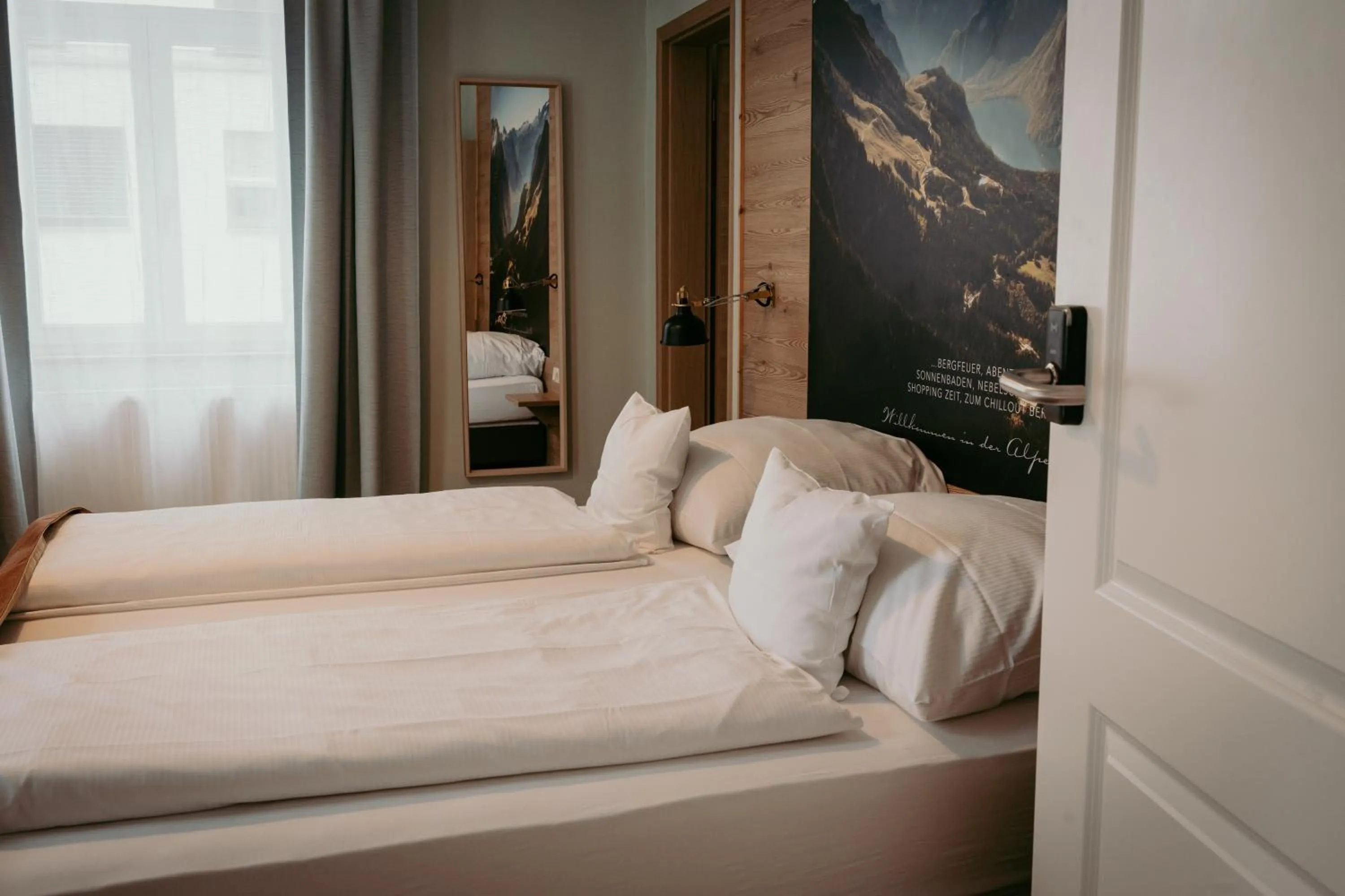 Photo of the whole room, Bed in Alpenstadthotels