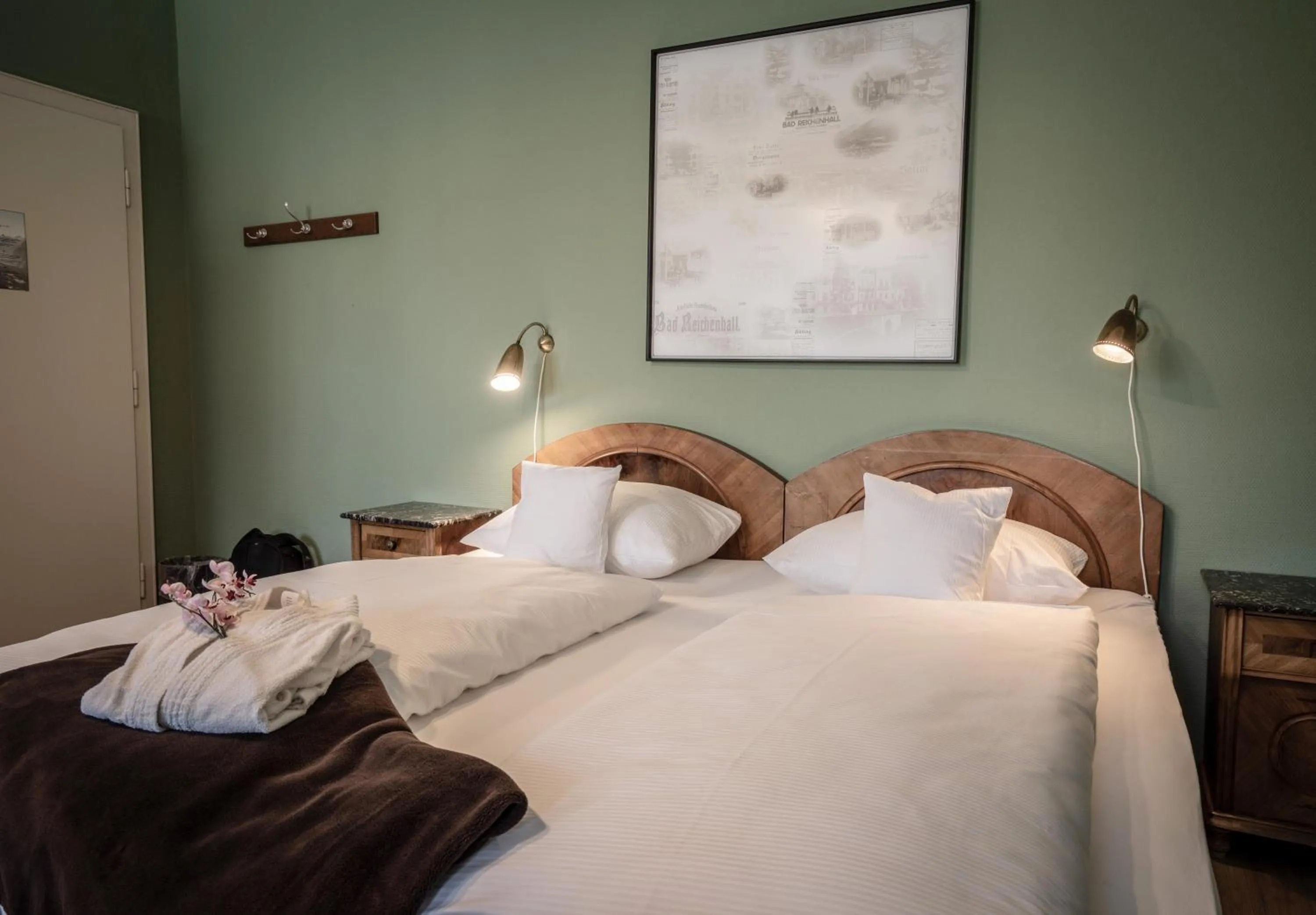 Bedroom, Bed in Alpenstadthotels