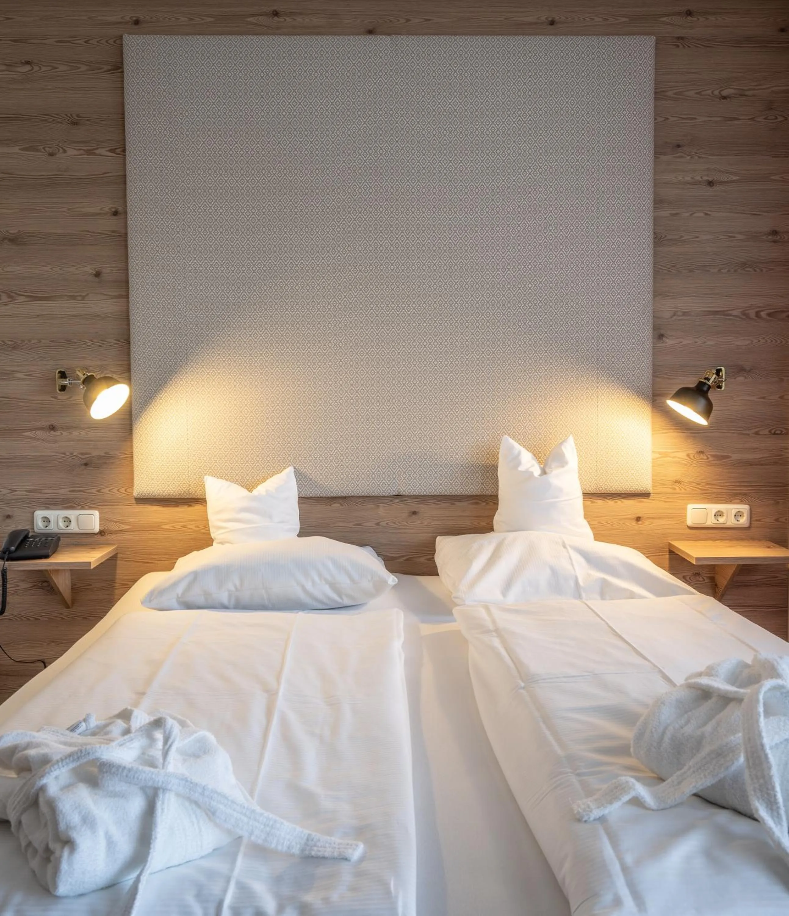 Bedroom, Bed in Alpenstadthotels