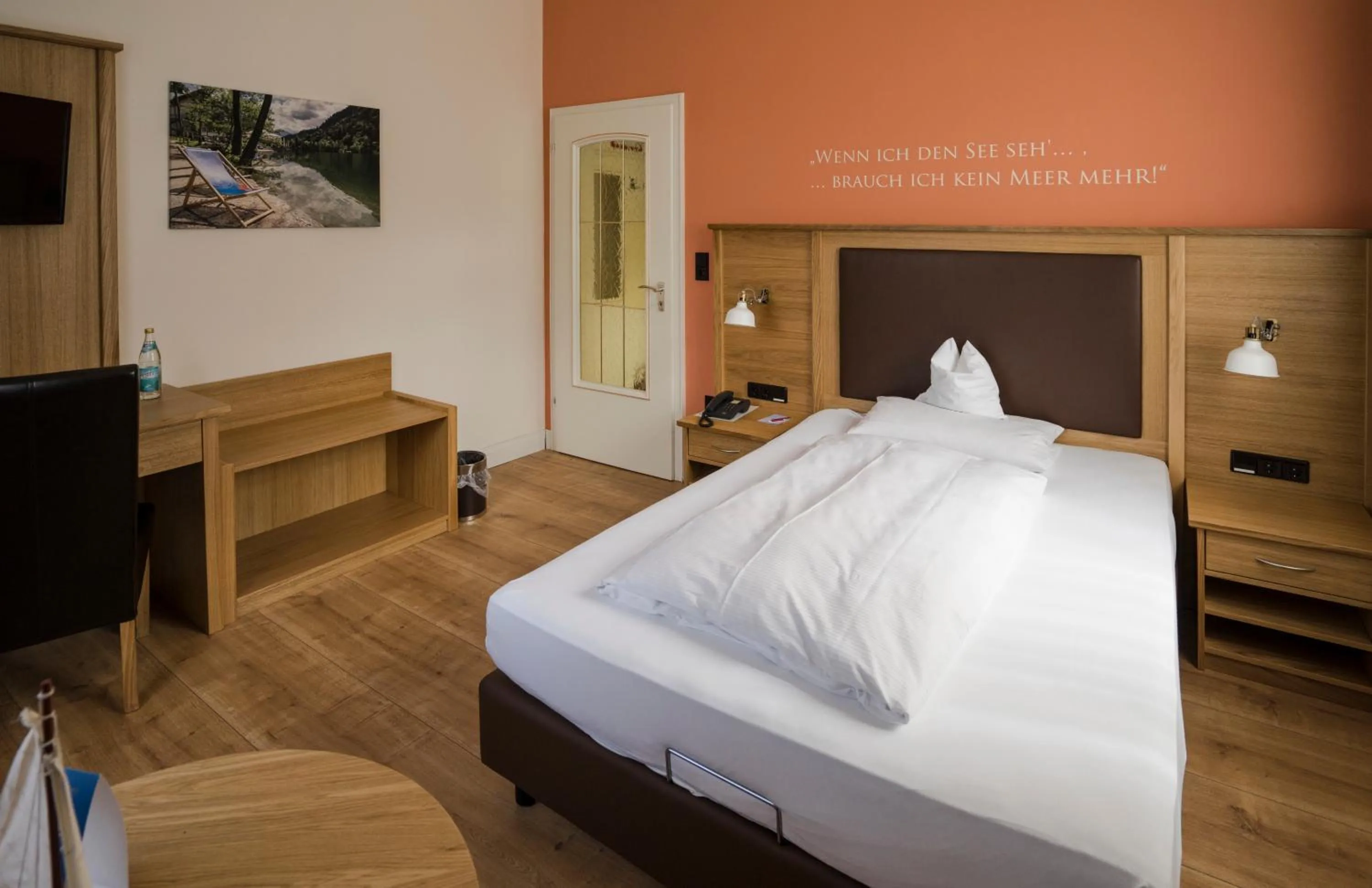 Photo of the whole room, Bed in Alpenstadthotels