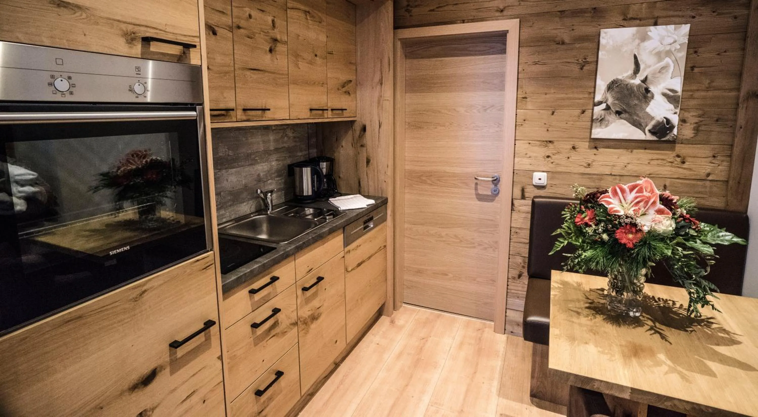 Kitchen or kitchenette in Alpenstadthotels