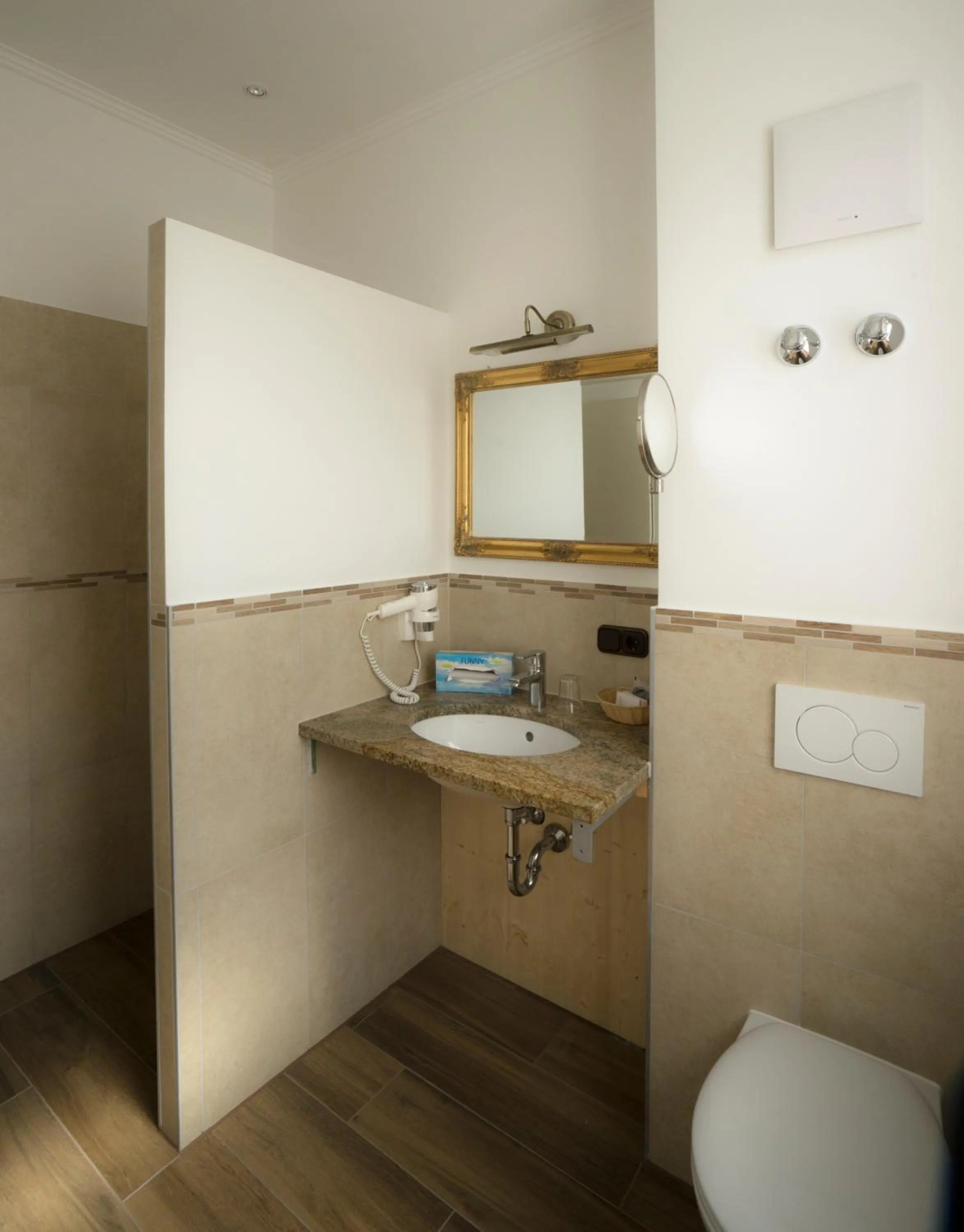 Bathroom in Alpenstadthotels