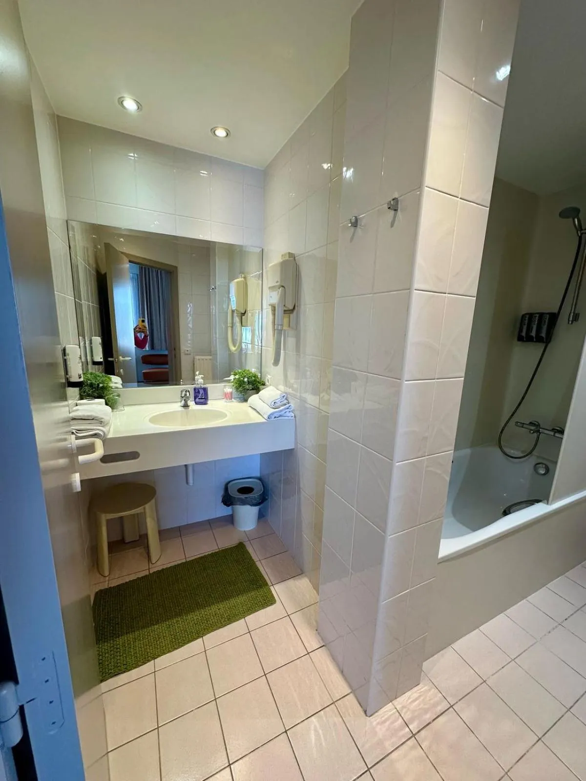 Hotel Monaco Zeebrugge Beach by Rikas Hotels