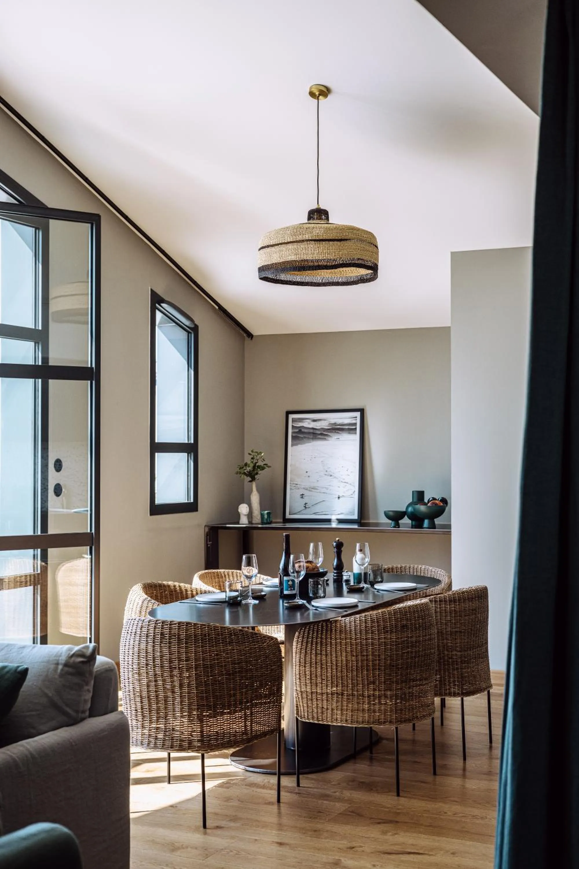 Seating area in Le Garage Biarritz Hôtel